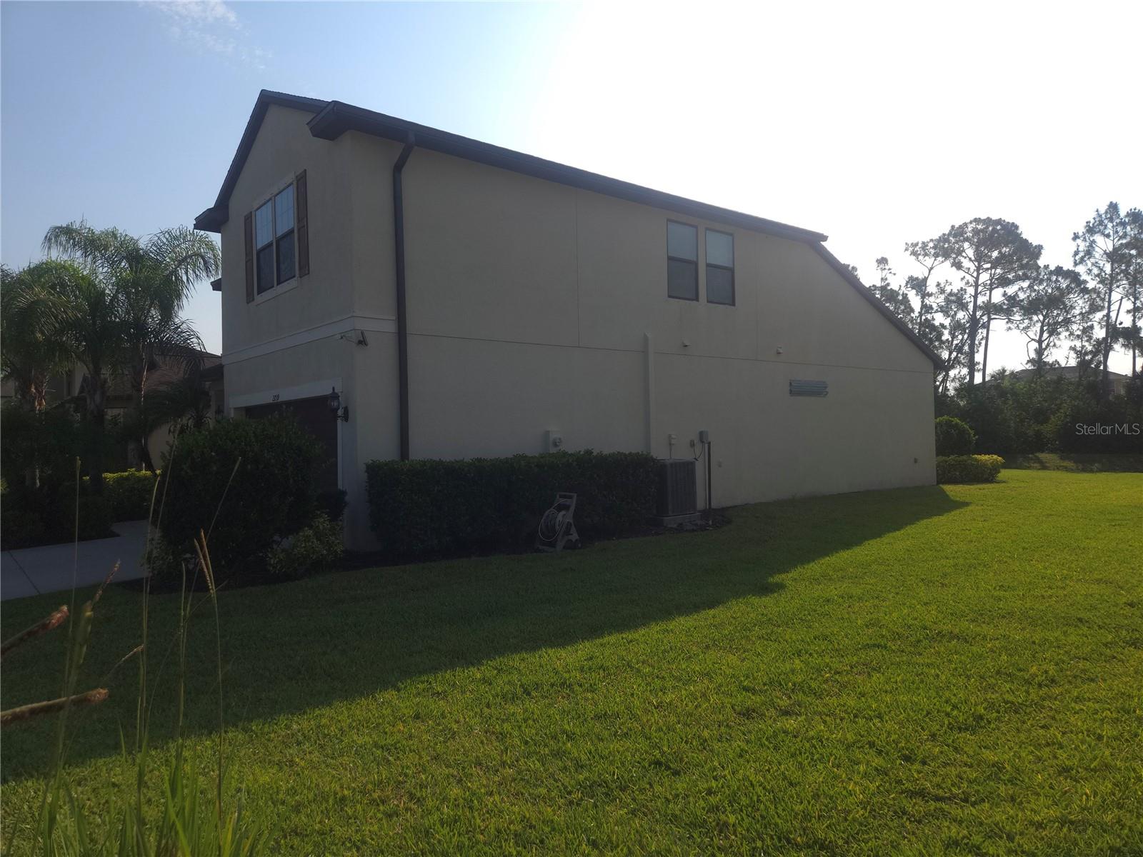 Image 6 of 39 For 2739 Sherman Oak Drive