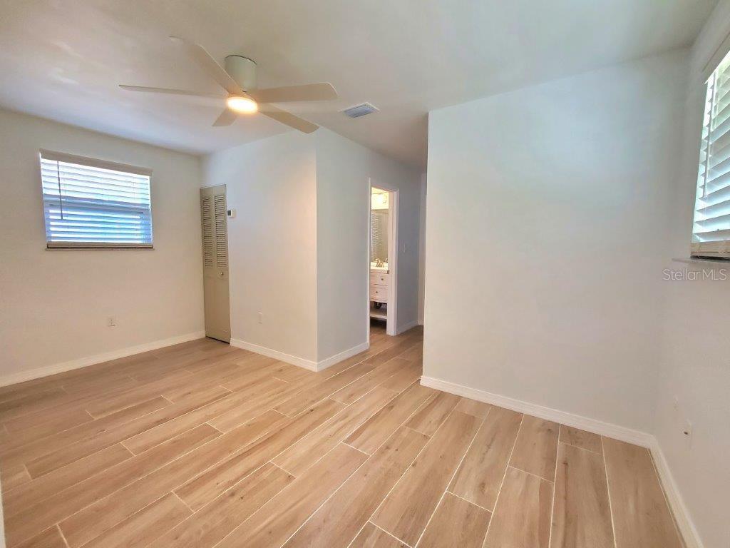 Image 14 of 16 For 461 Marion Avenue A