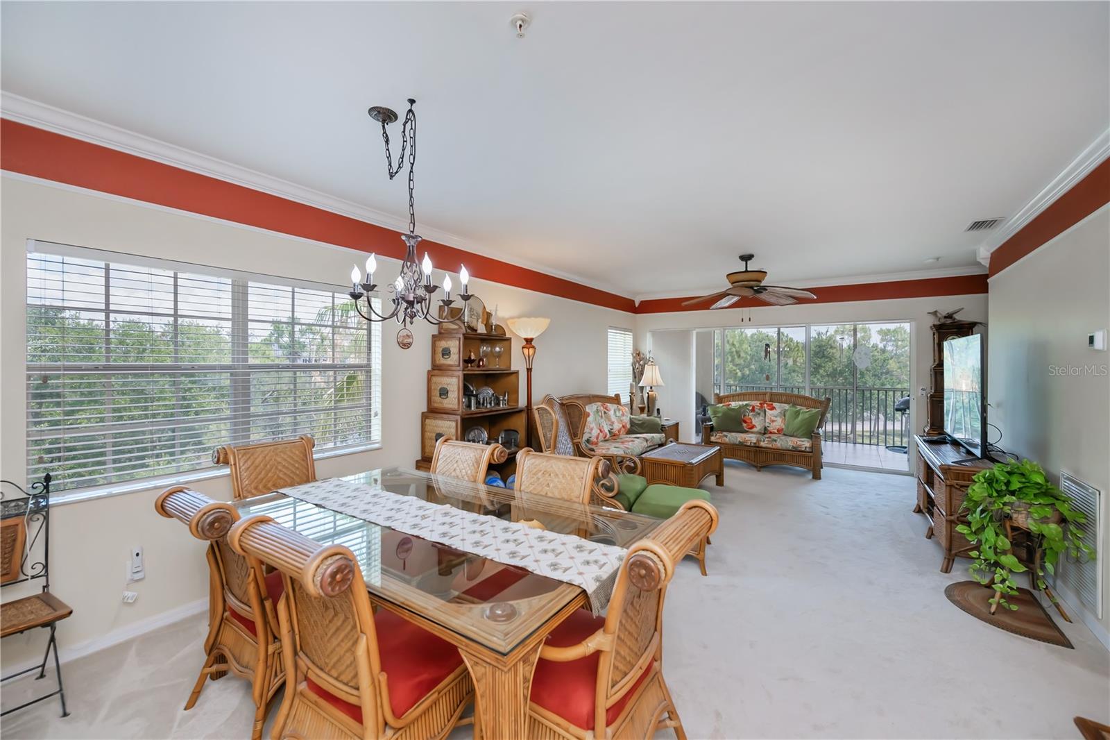 Image 24 of 49 For 2060 Willow Hammock Circle 301