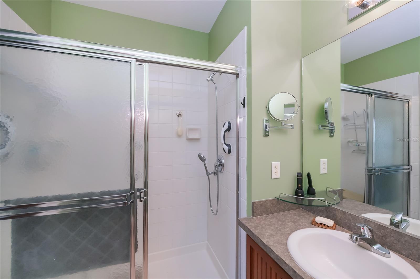 Image 31 of 49 For 2060 Willow Hammock Circle 301