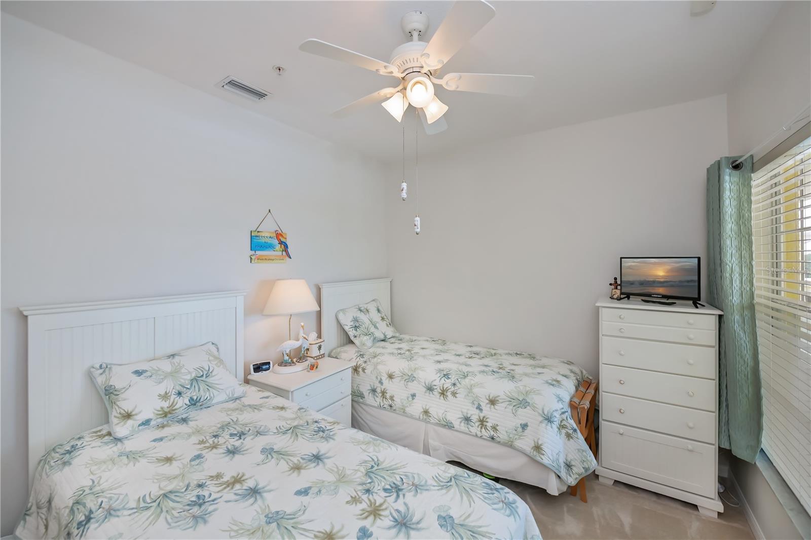 Image 32 of 49 For 2060 Willow Hammock Circle 301