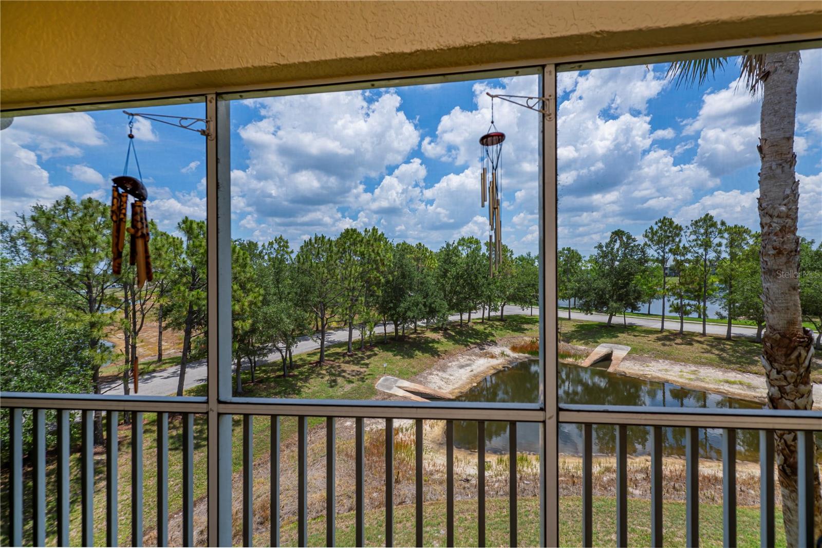Image 36 of 49 For 2060 Willow Hammock Circle 301