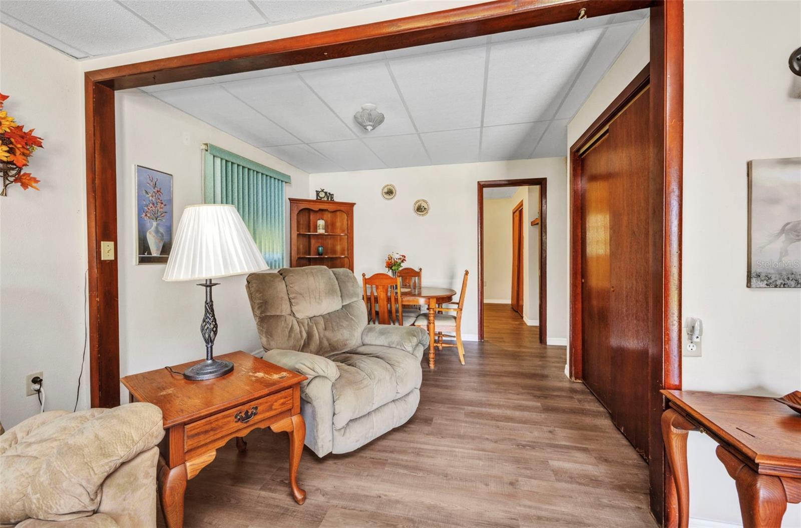 Image 12 of 35 For 426 Burland Street