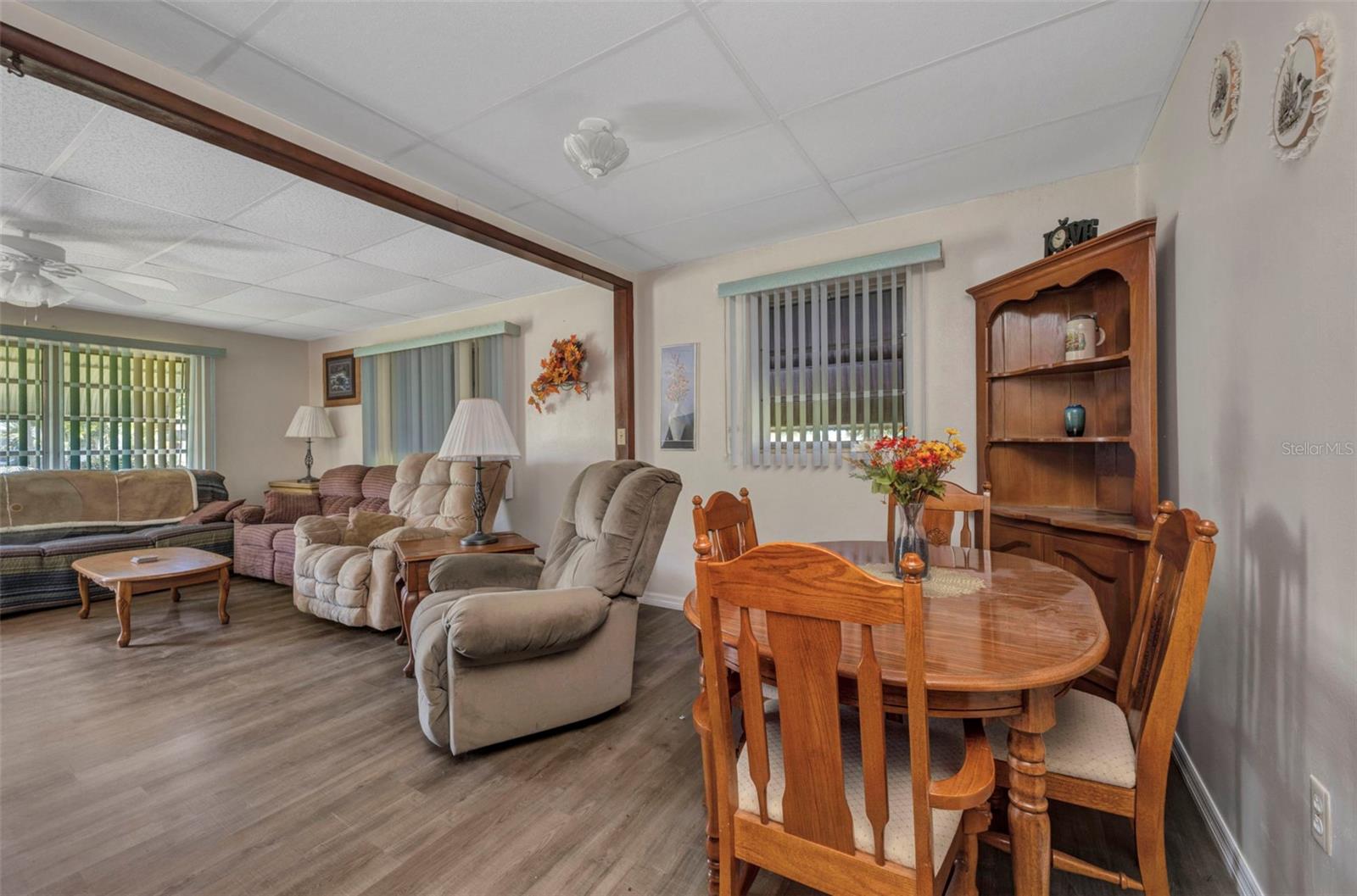 Image 14 of 35 For 426 Burland Street