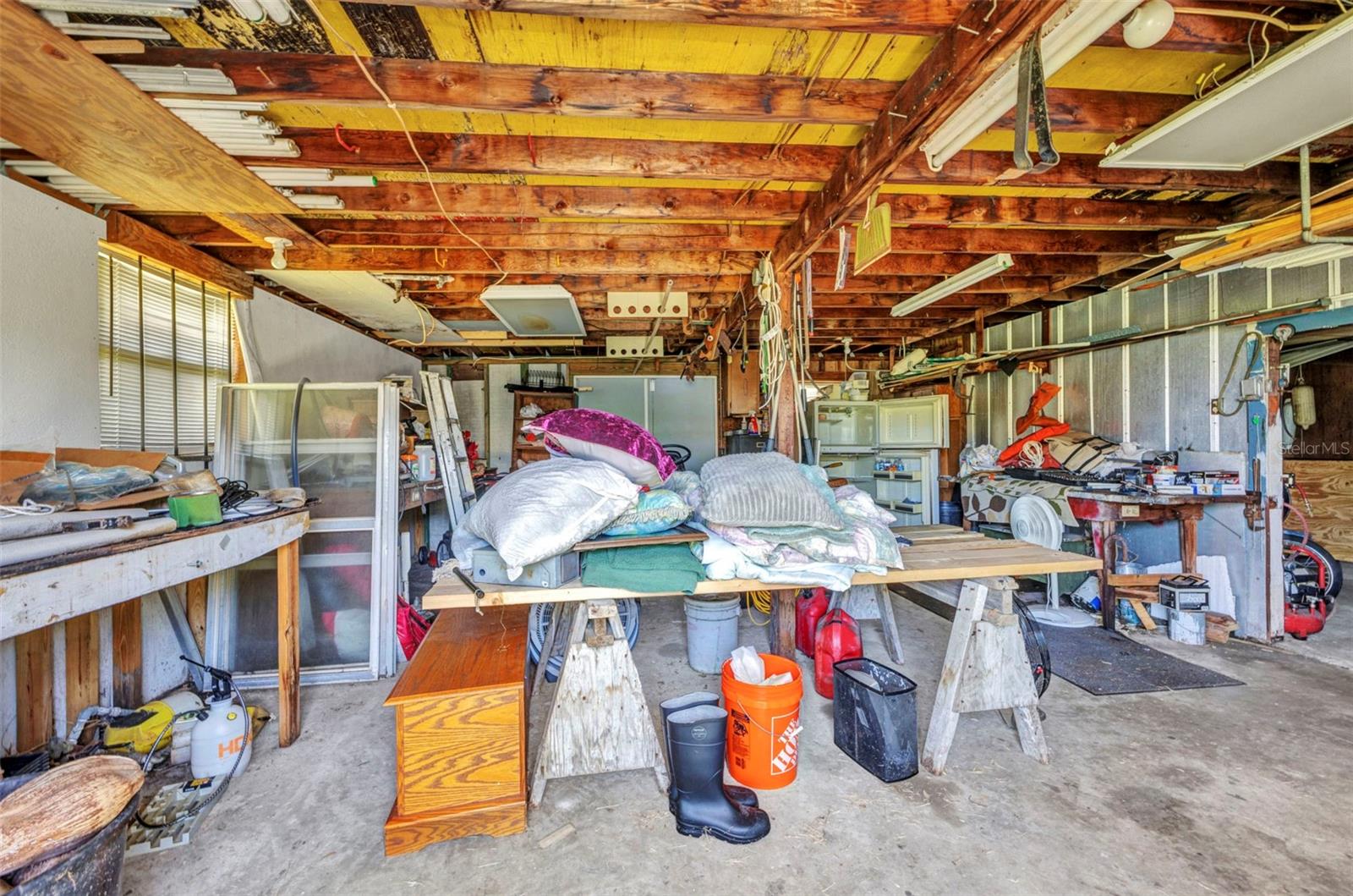 Image 25 of 35 For 426 Burland Street