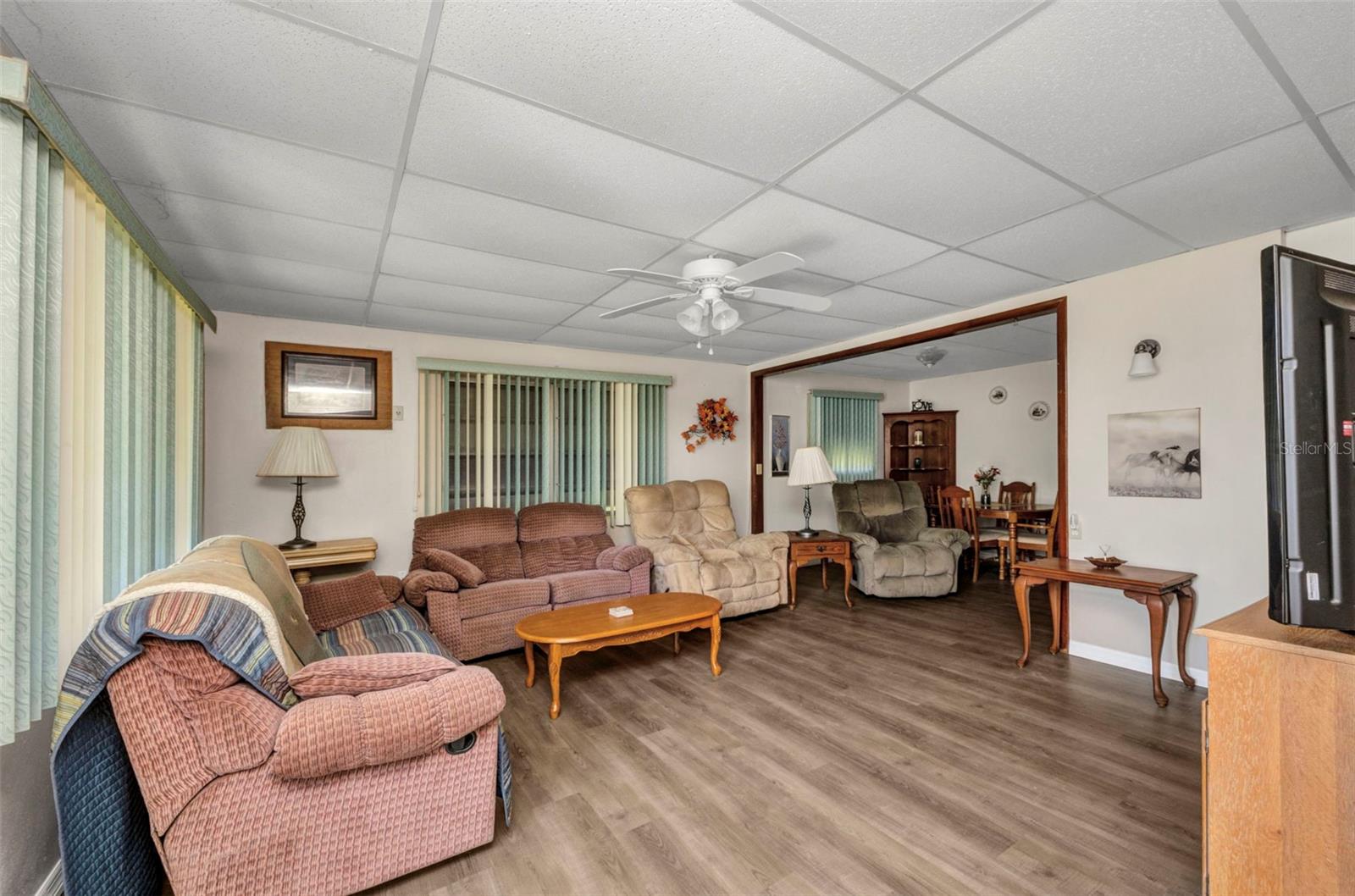 Image 9 of 35 For 426 Burland Street