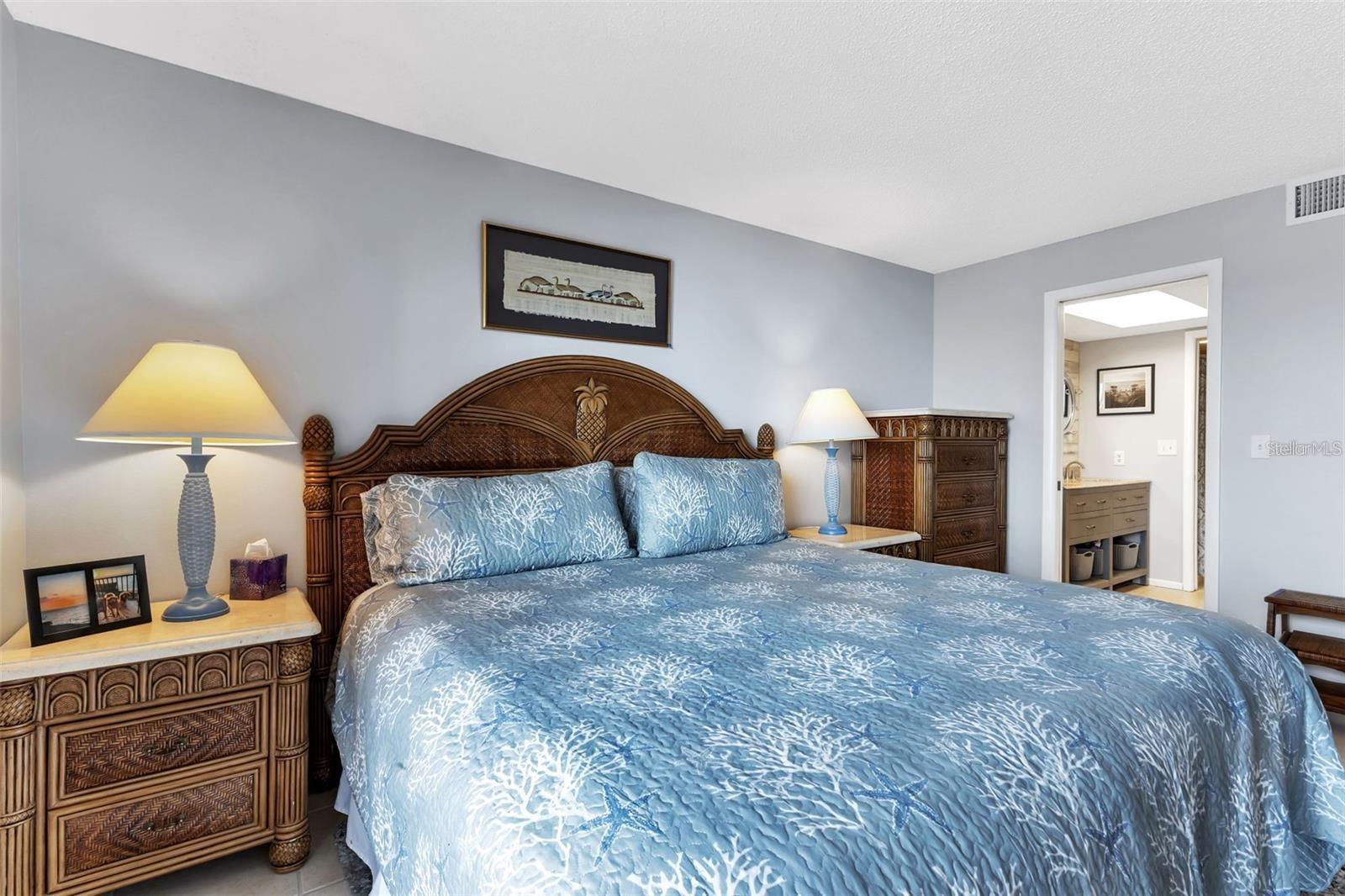 Image 15 of 28 For 14459 River Beach Drive 129