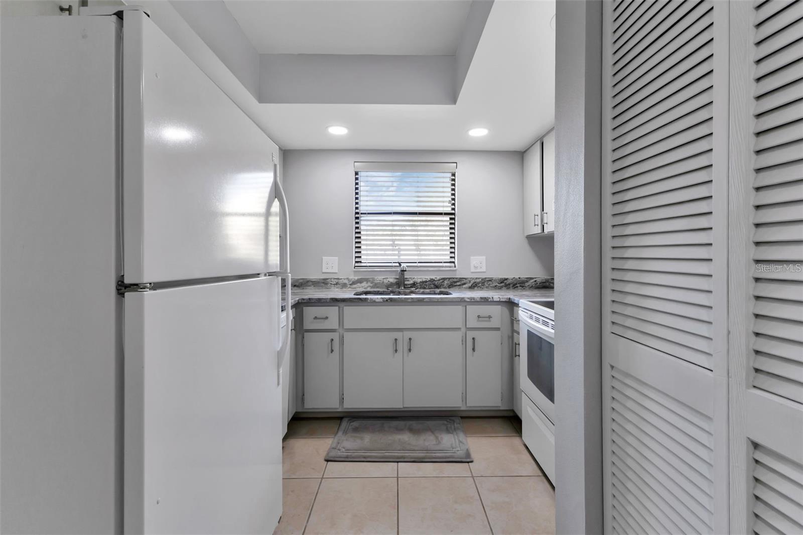 Image 9 of 28 For 14459 River Beach Drive 129
