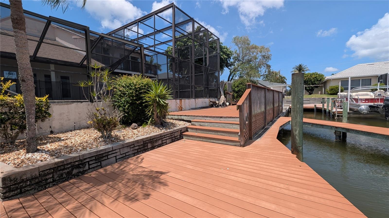 Image 11 of 15 For 719 51st Terrace