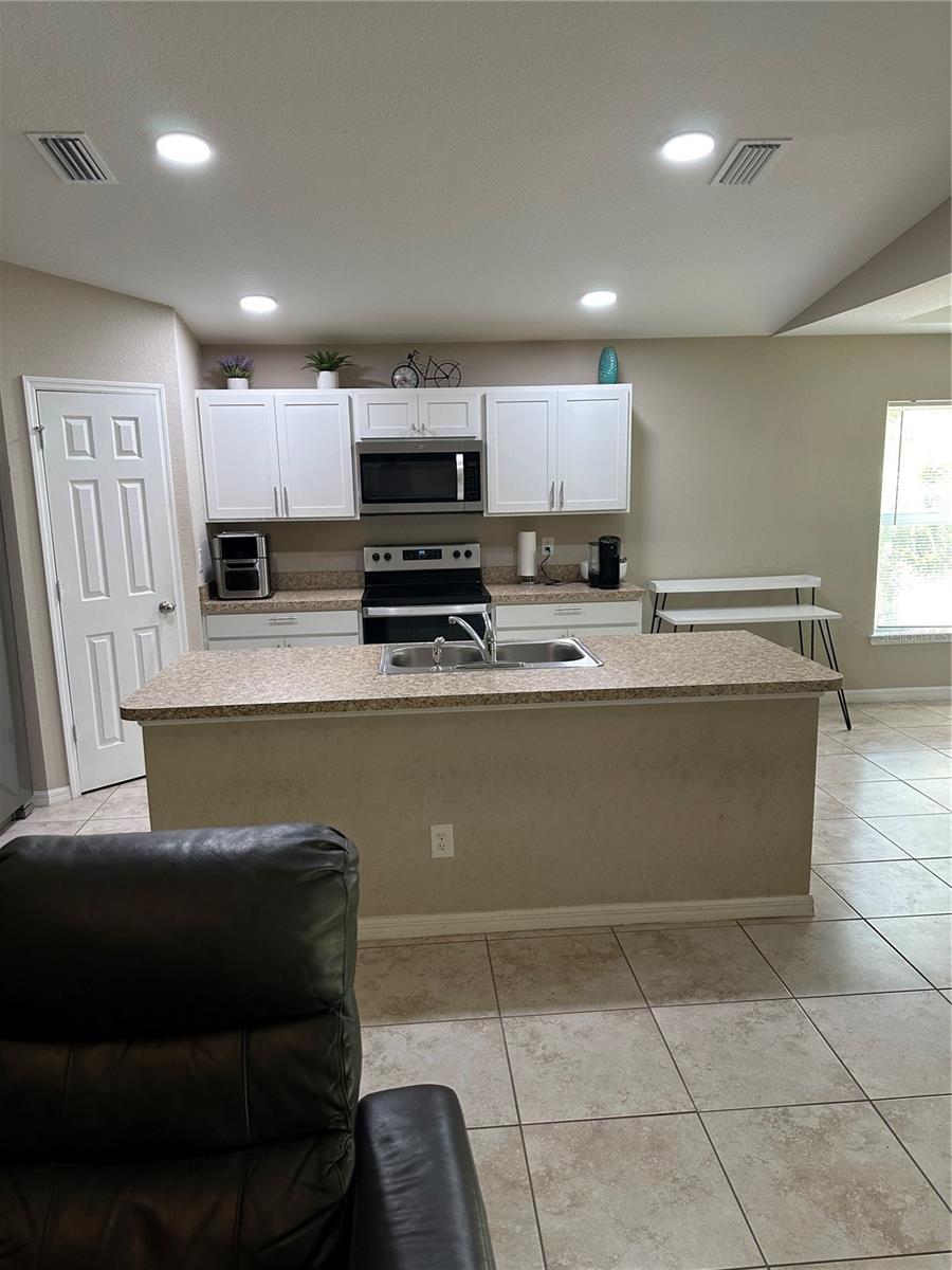 Image 2 of 20 For 4451 Mcallister Lane
