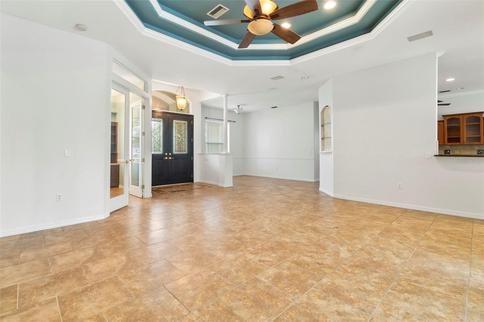 Image 10 of 48 For 281 Hallcrest Terrace
