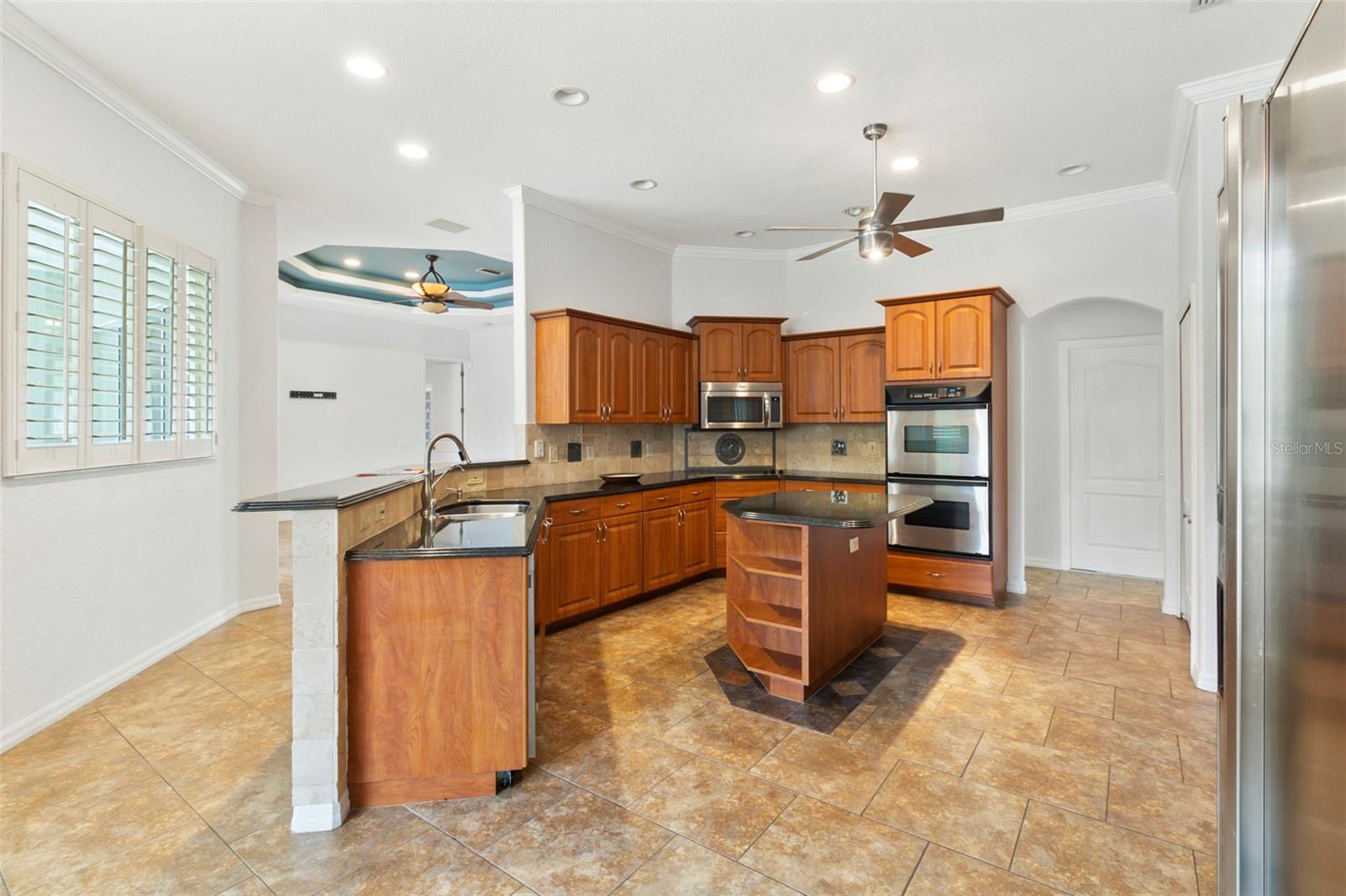 Image 11 of 48 For 281 Hallcrest Terrace