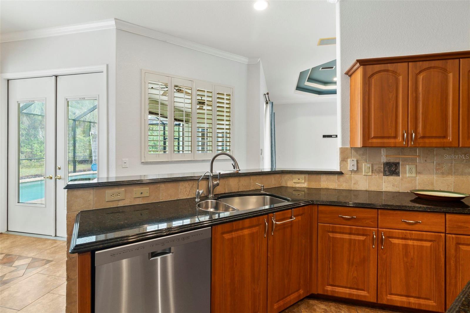 Image 15 of 48 For 281 Hallcrest Terrace