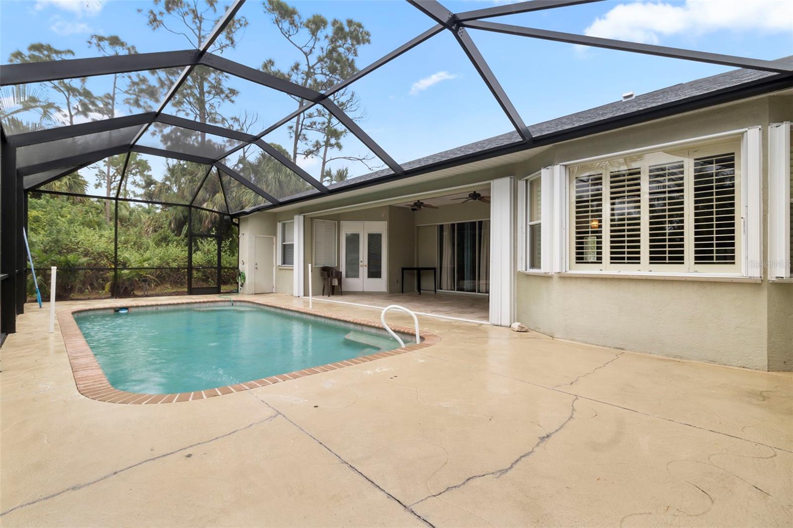 Image 2 of 48 For 281 Hallcrest Terrace