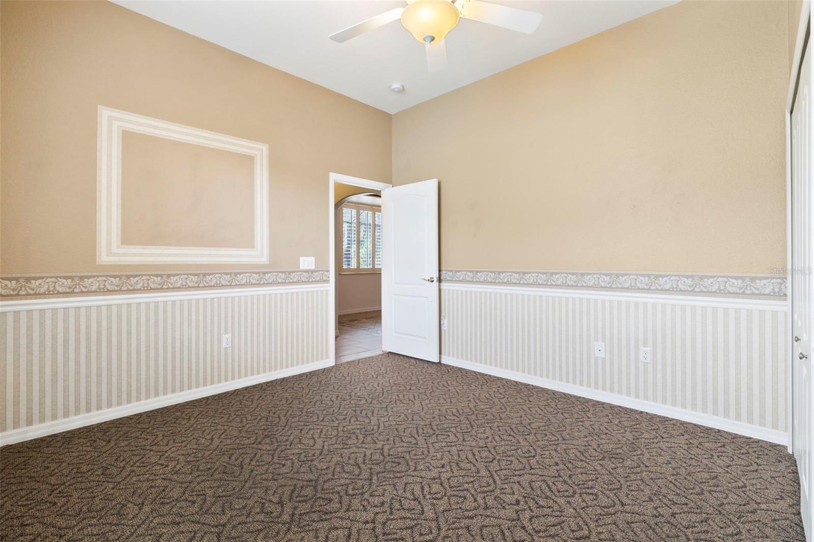 Image 30 of 48 For 281 Hallcrest Terrace