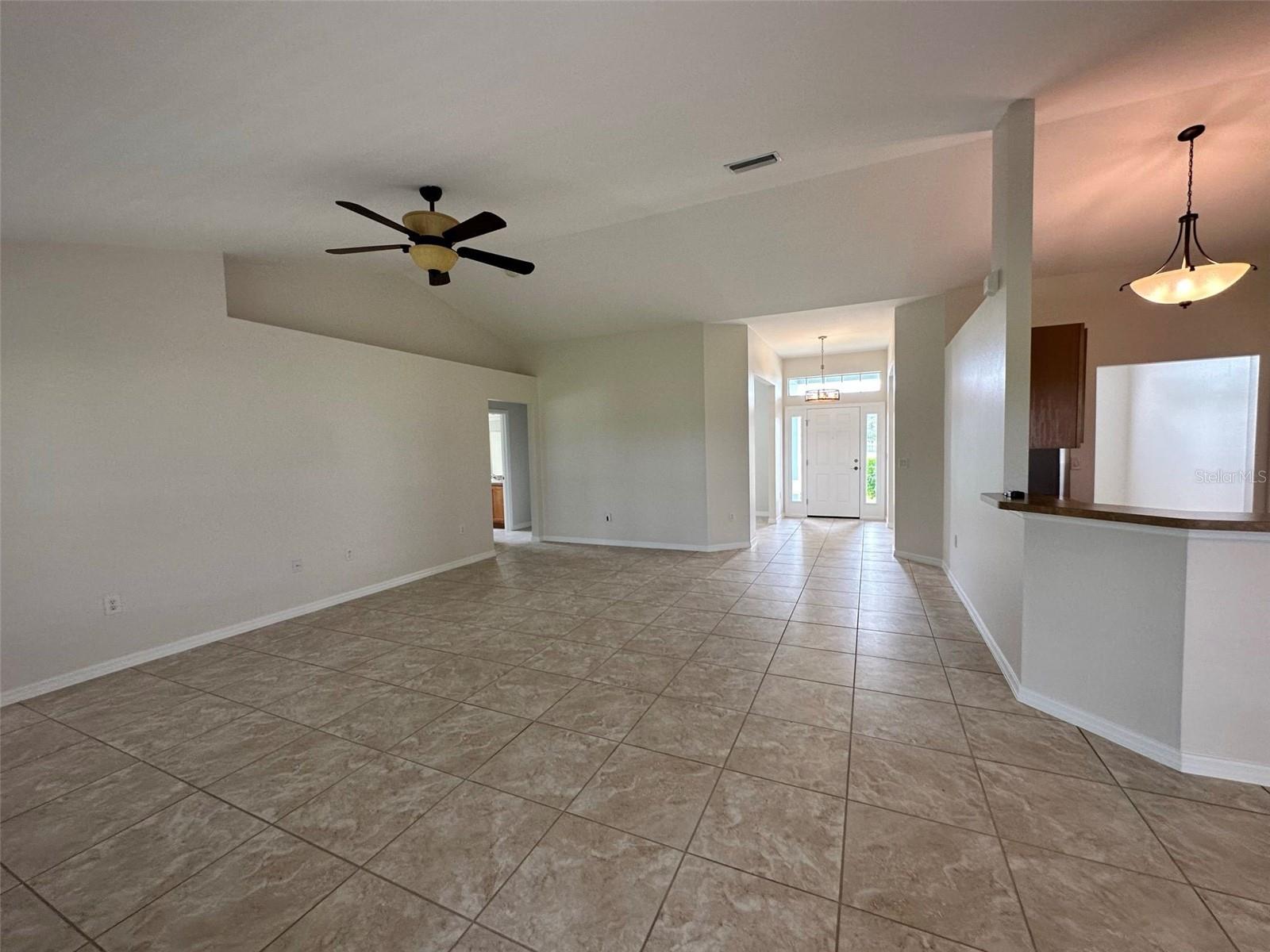 Image 3 of 16 For 1401 Vermouth Lane