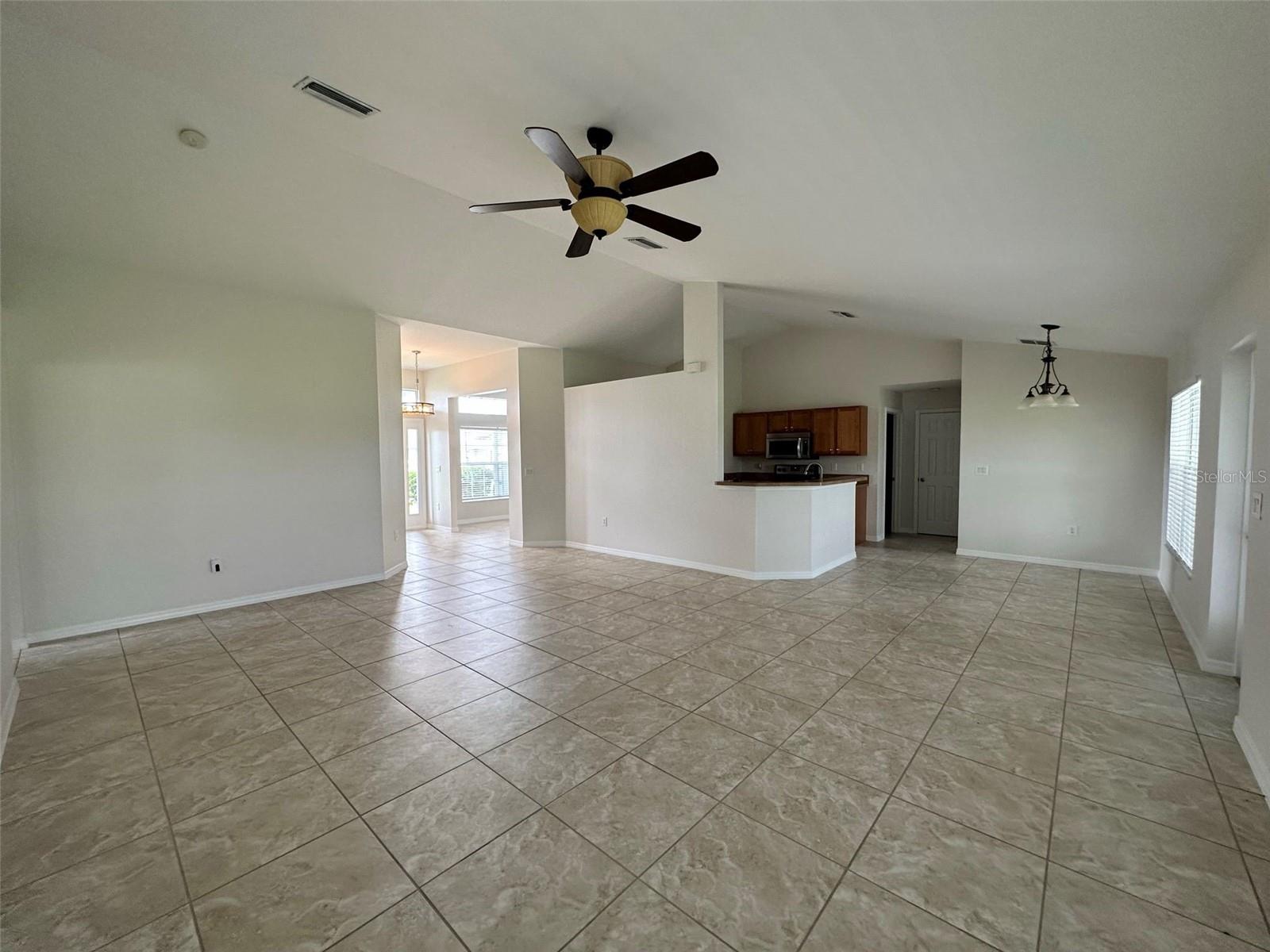 Image 4 of 16 For 1401 Vermouth Lane
