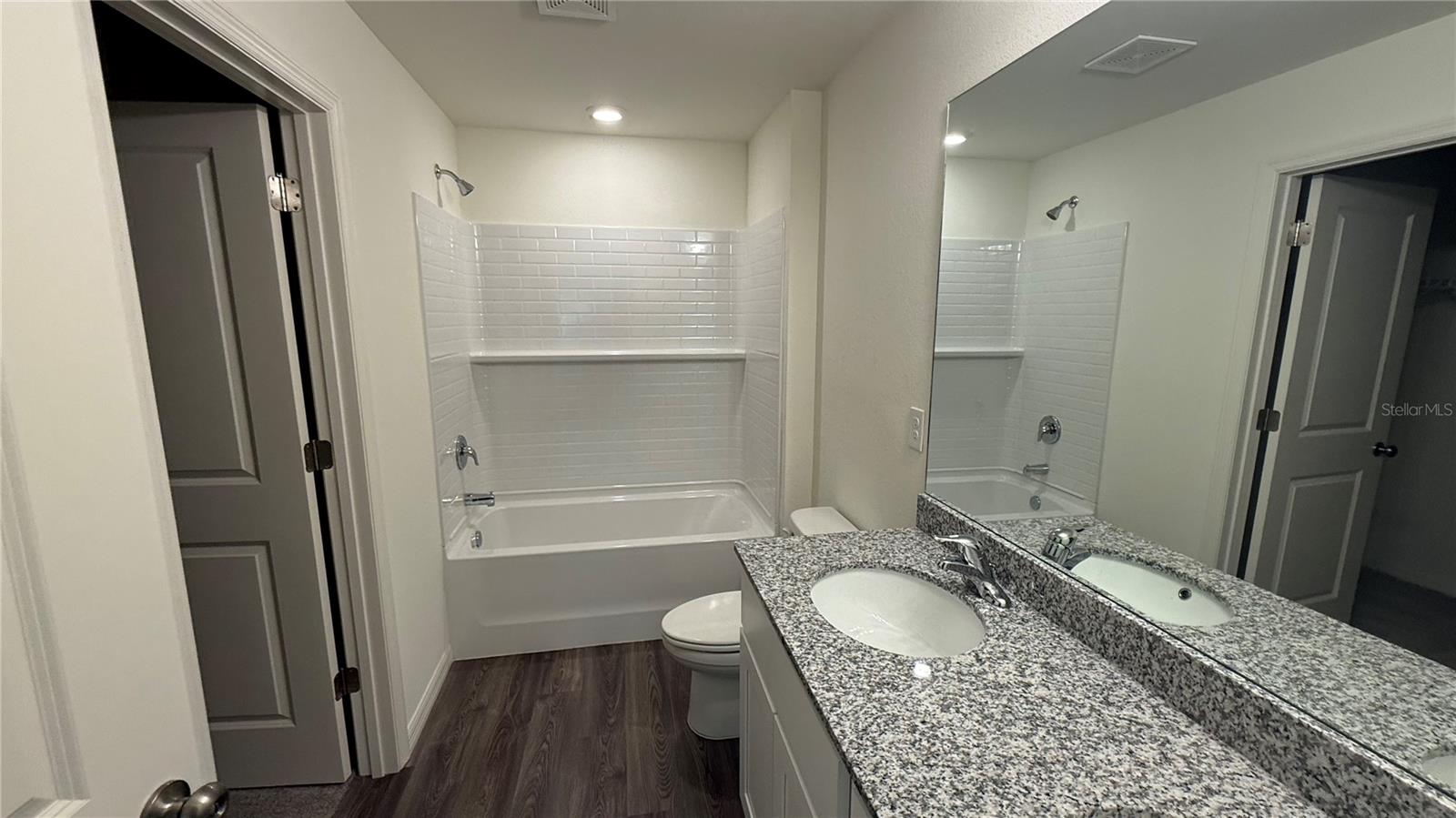 Image 11 of 18 For 28158 Pasadena Drive