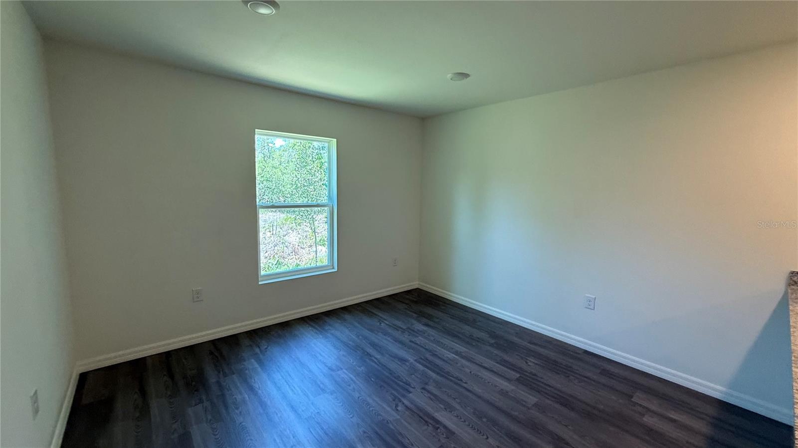 Image 7 of 13 For 28072 Pasadena Drive