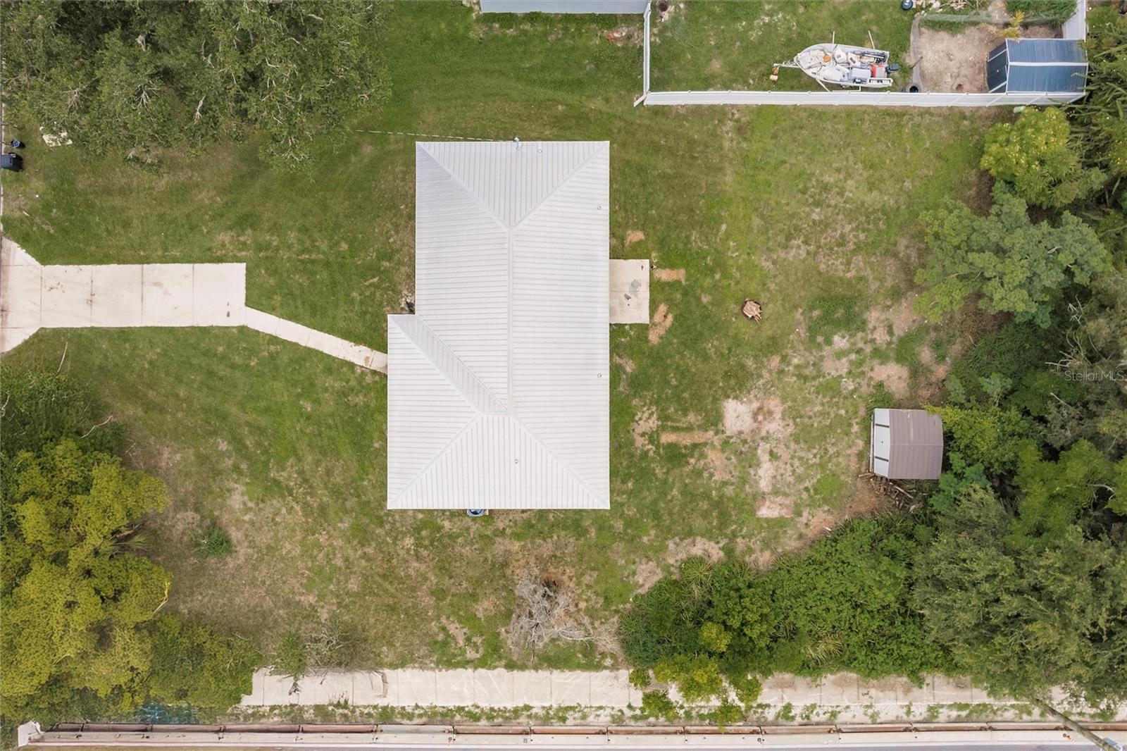 Image 41 of 45 For 102 Lee Avenue