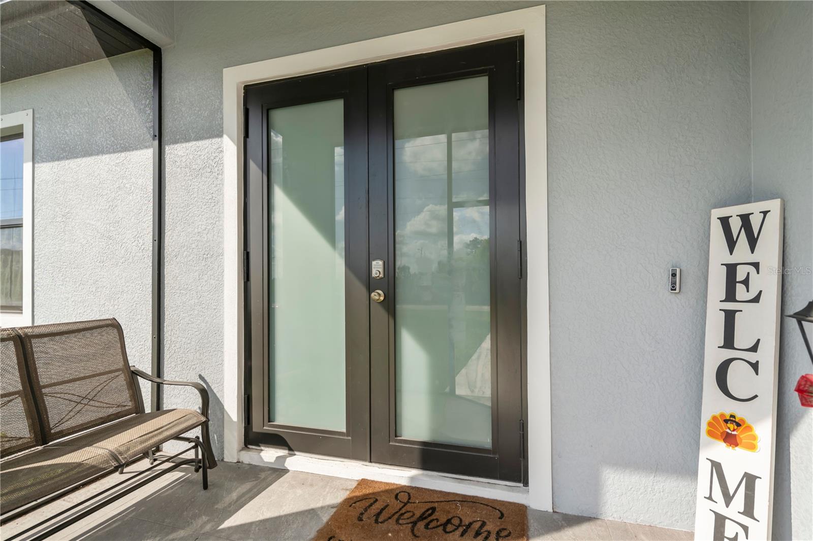 Image 3 of 53 For 816 Bell Boulevard S