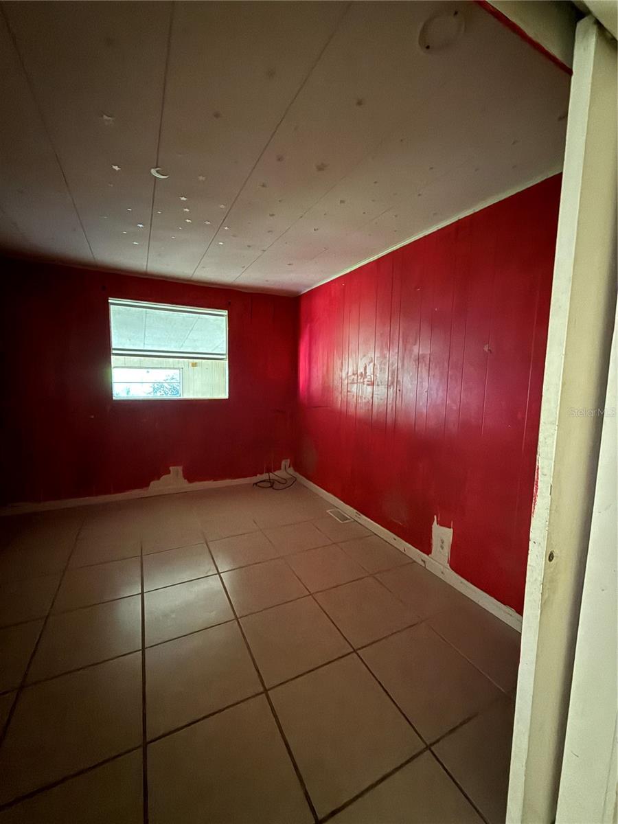 Image 9 of 19 For 9054 Temple Drive