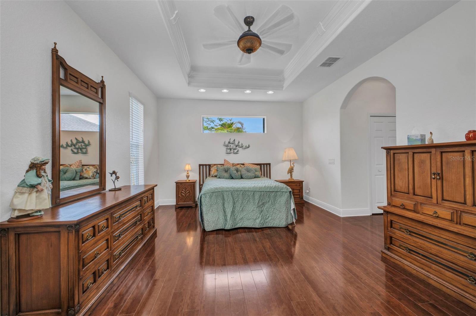 Image 17 of 45 For 24312 Westgate Boulevard