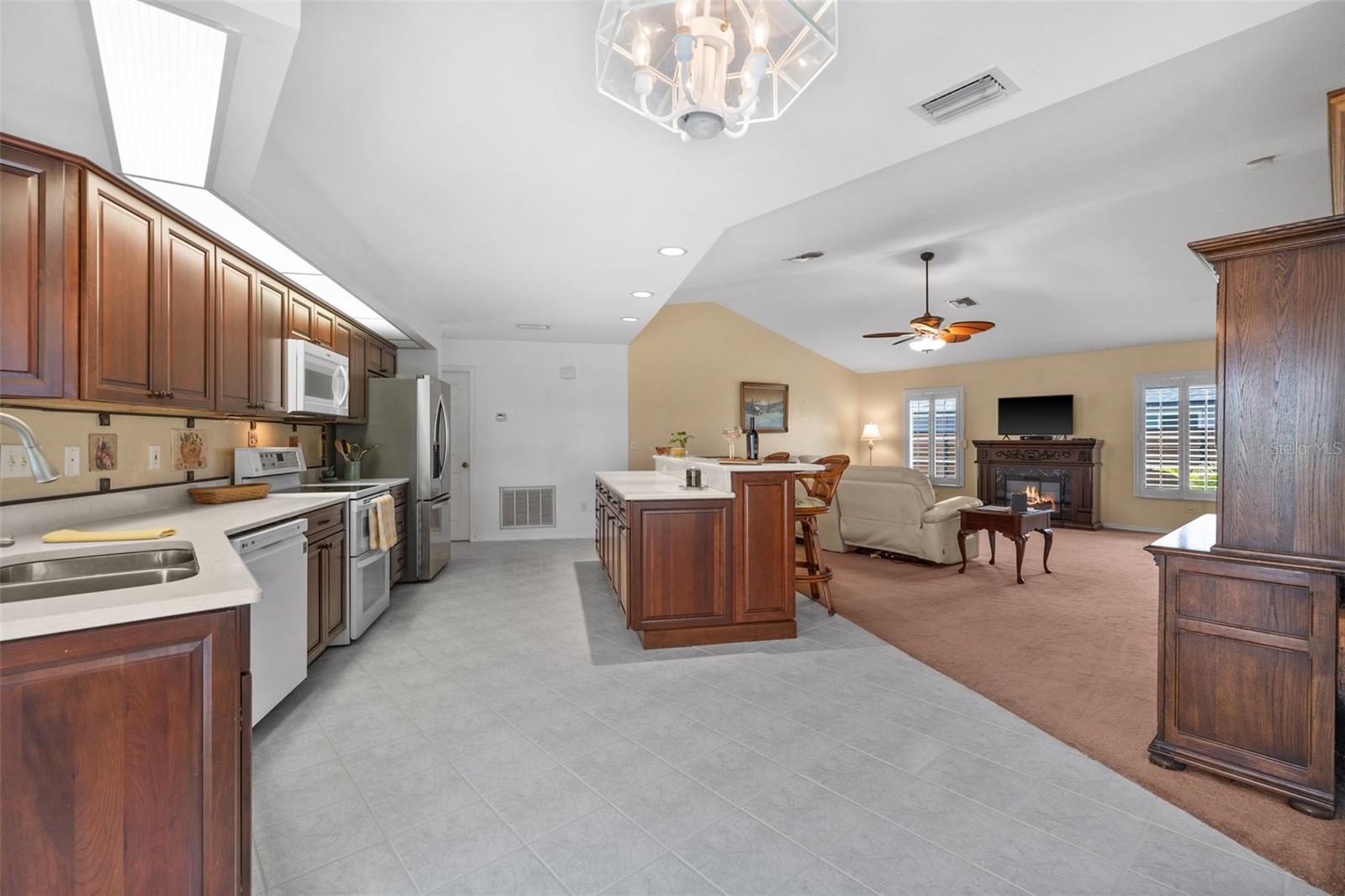 Image 6 of 37 For 512 18th Avenue