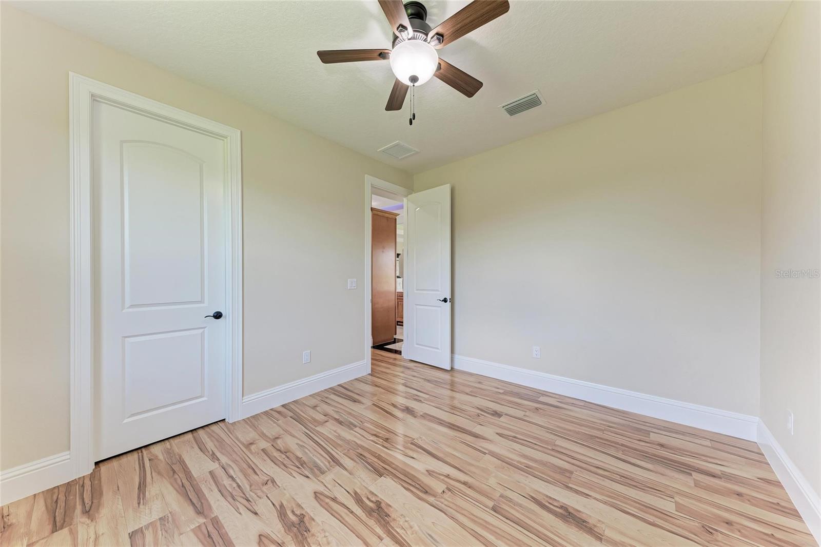 Image 30 of 42 For 4380 Maddock Circle