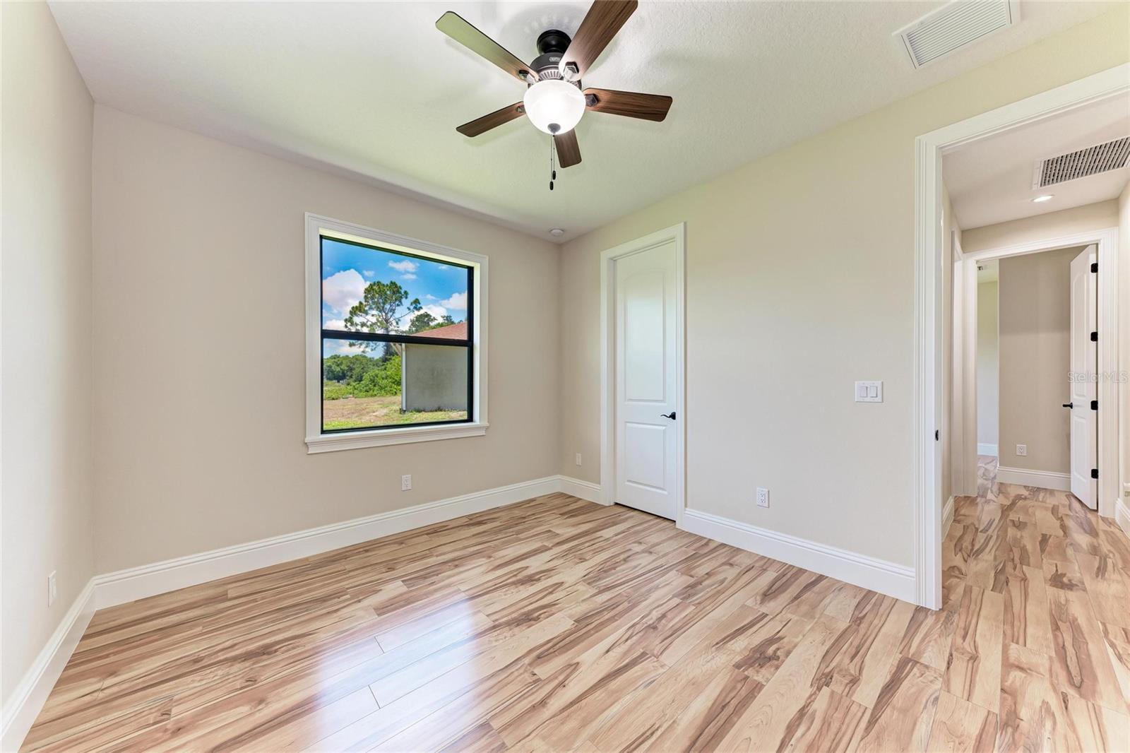 Image 31 of 42 For 4380 Maddock Circle