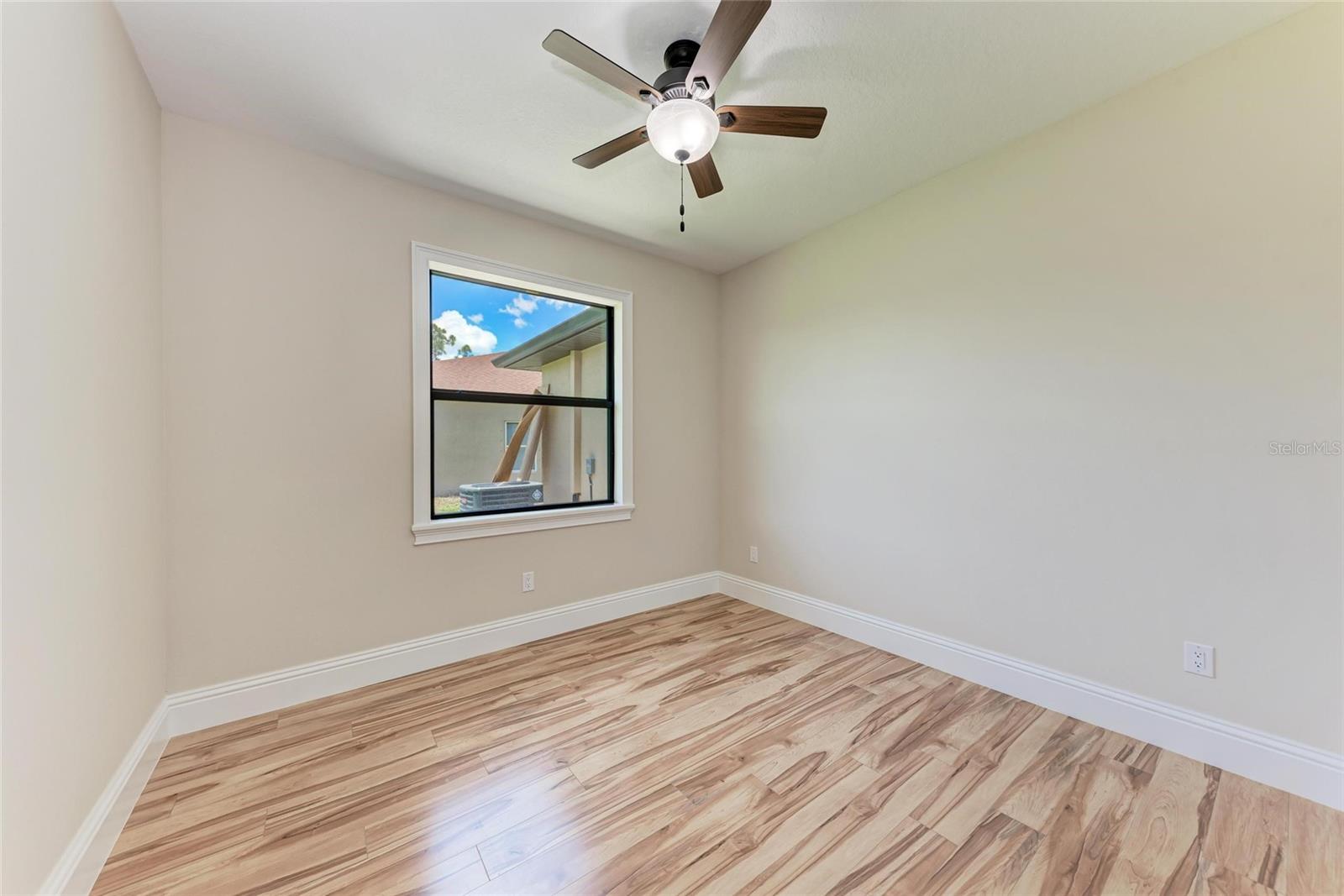 Image 33 of 42 For 4380 Maddock Circle