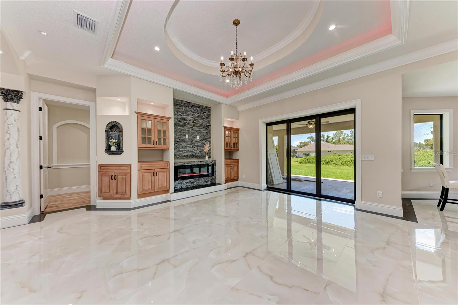 Image 7 of 42 For 4380 Maddock Circle