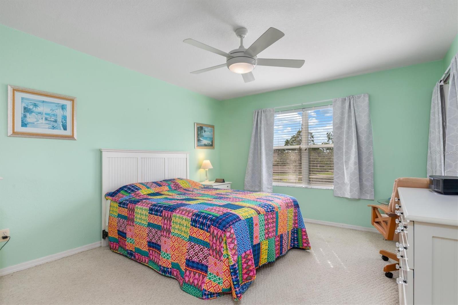 Image 17 of 46 For 5725 Greenwood Avenue 8203