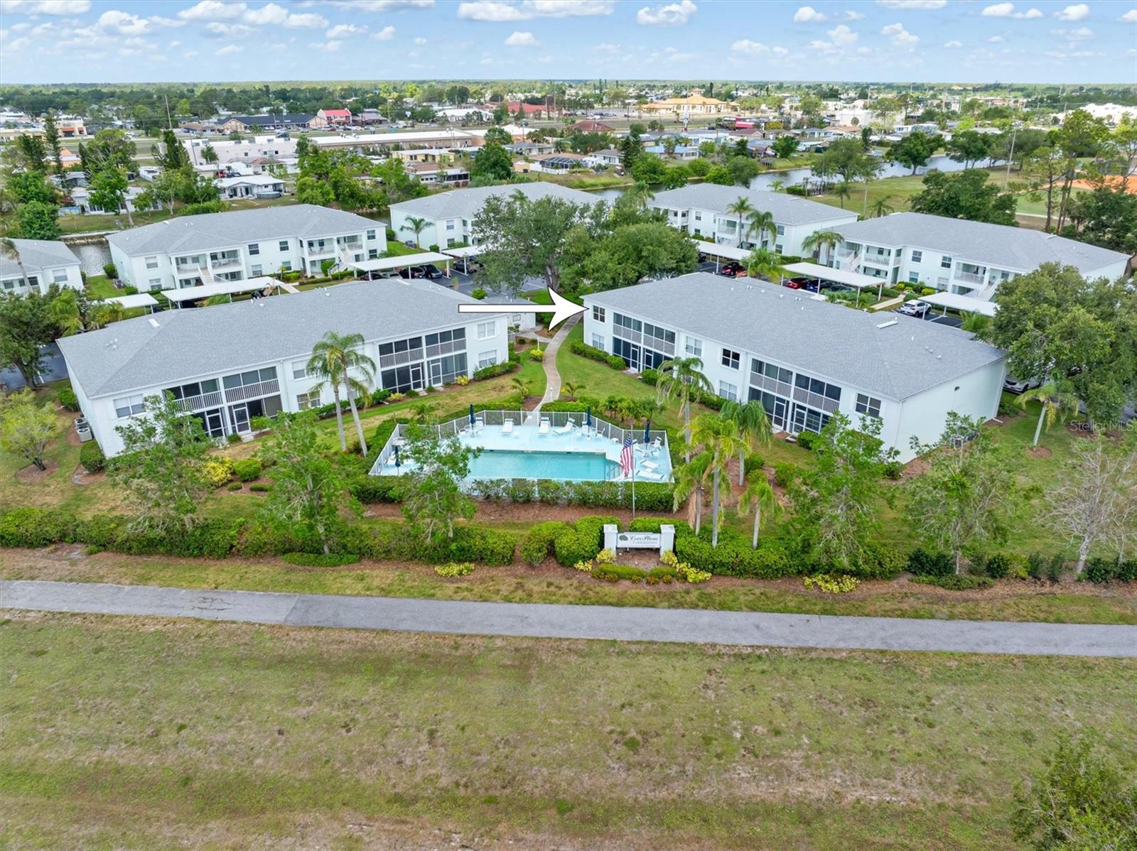 Image 34 of 46 For 5725 Greenwood Avenue 8203
