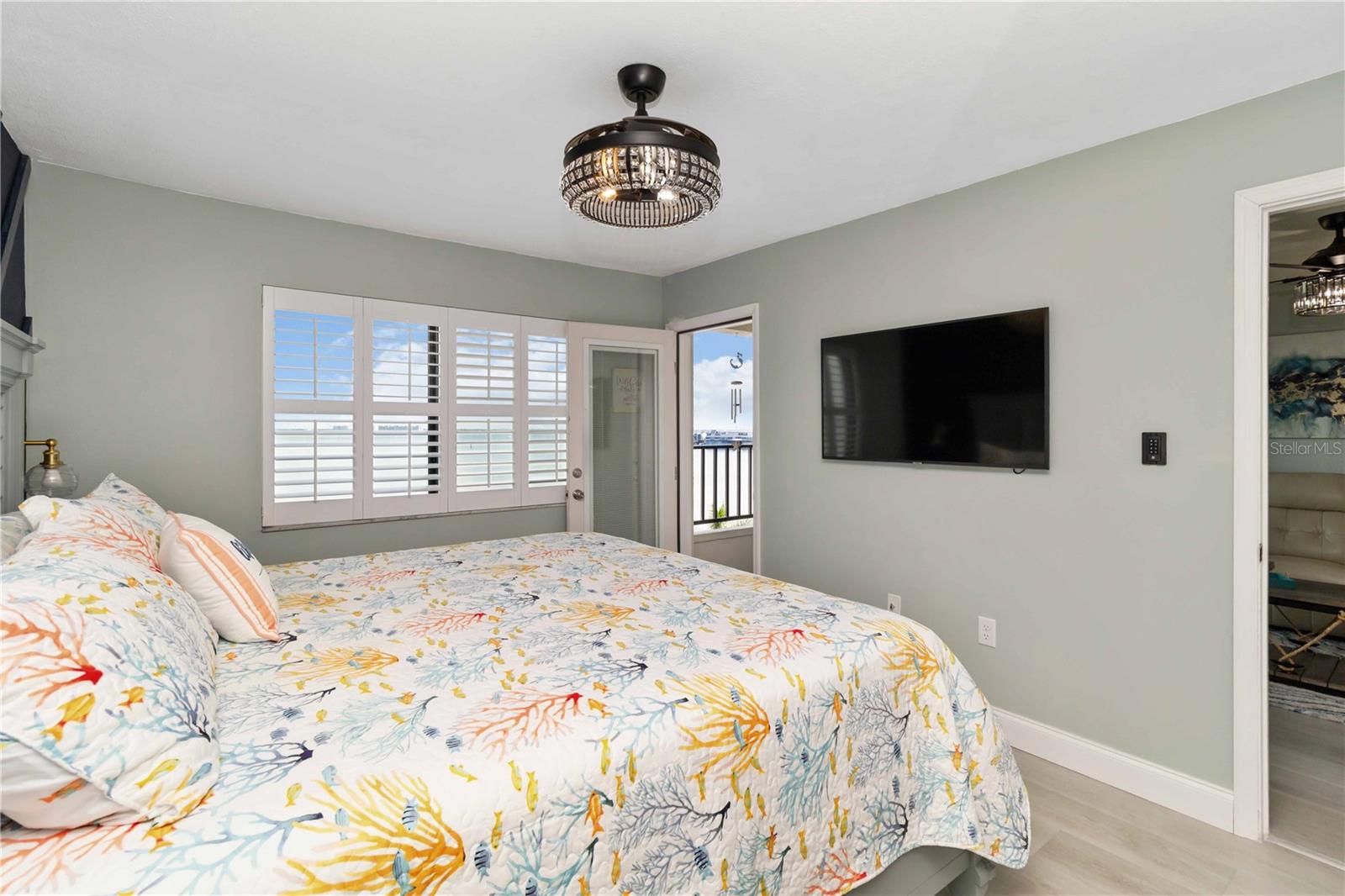 Image 28 of 65 For 1500 Park Beach Circle 5e