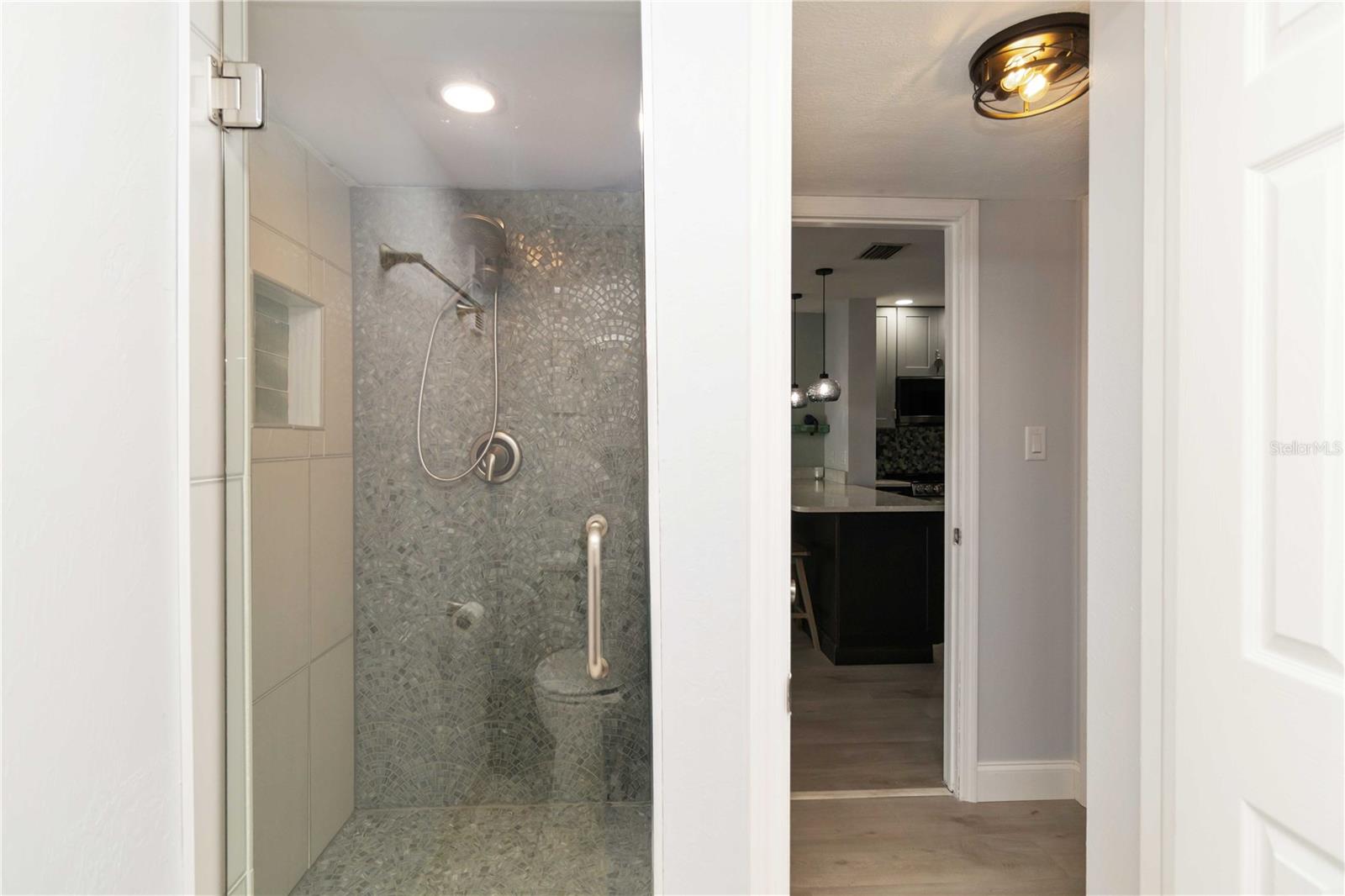 Image 34 of 65 For 1500 Park Beach Circle 5e