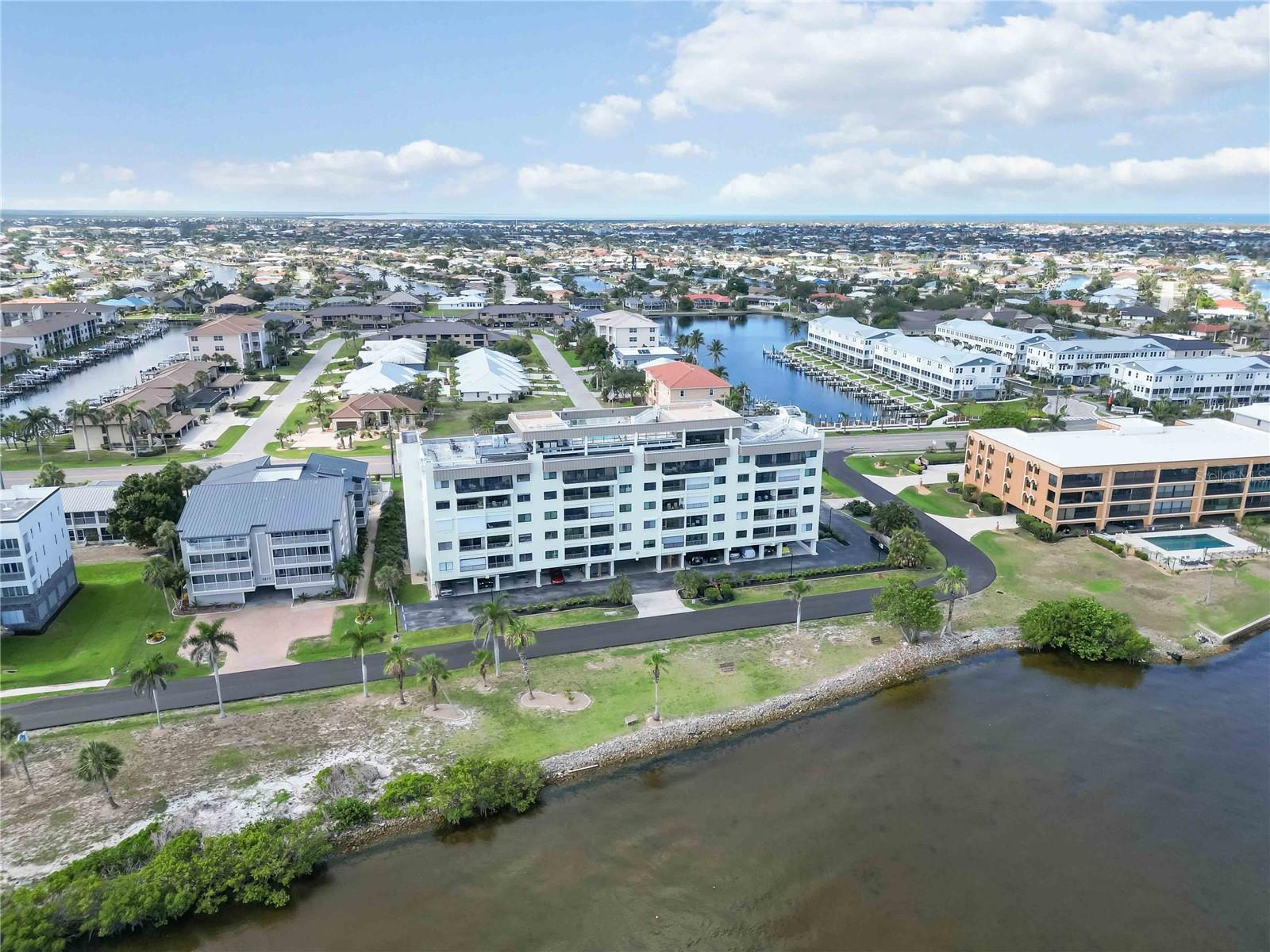 Image 56 of 65 For 1500 Park Beach Circle 5e