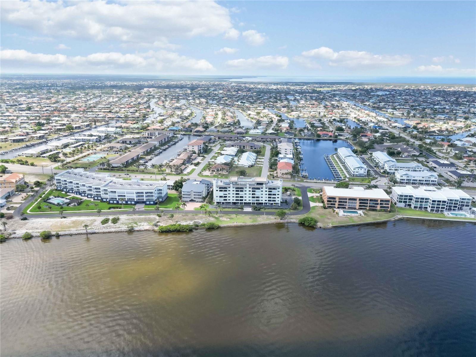 Image 59 of 65 For 1500 Park Beach Circle 5e