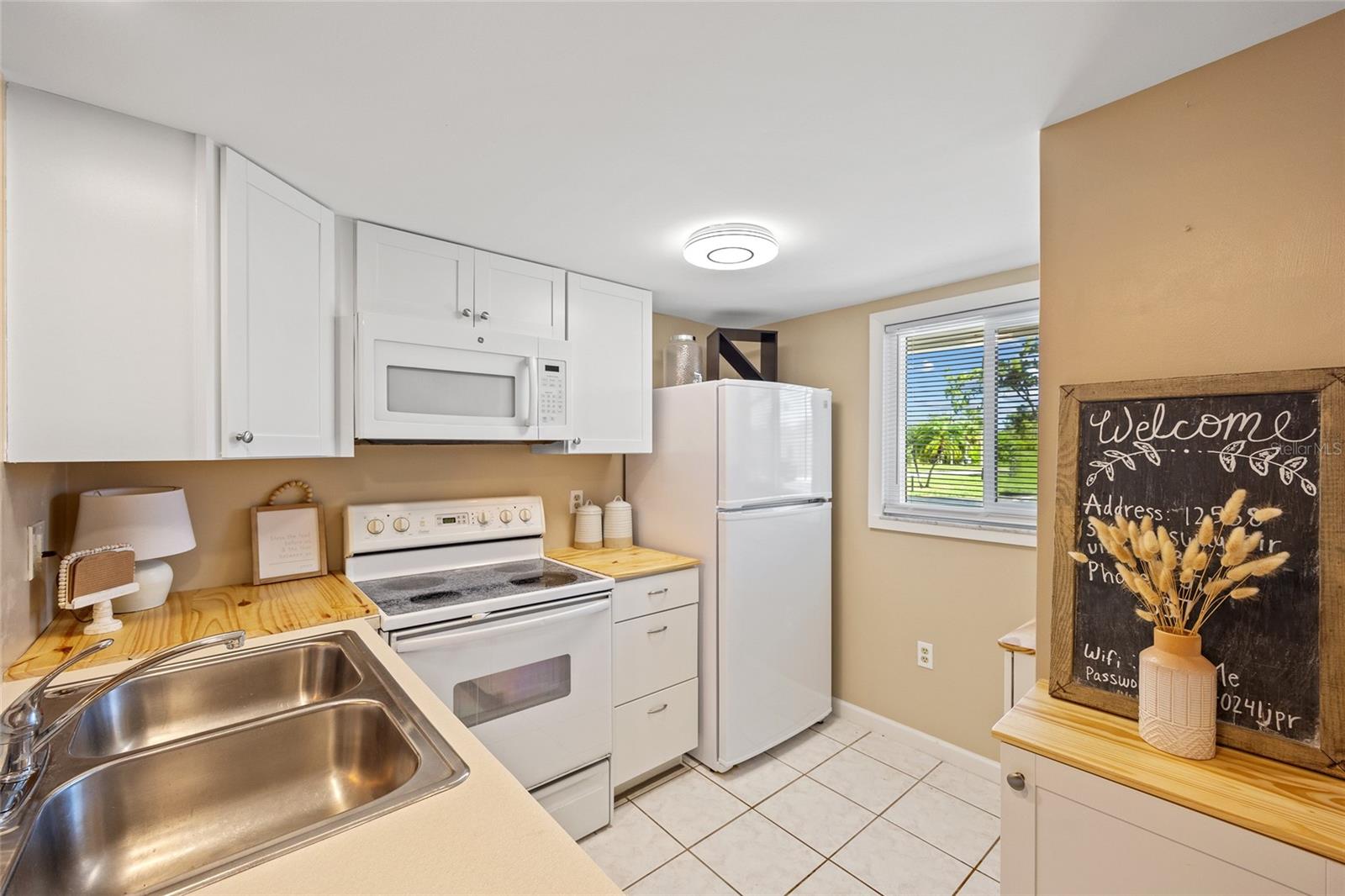 Image 10 of 33 For 12538 Kingsway Circle 1503