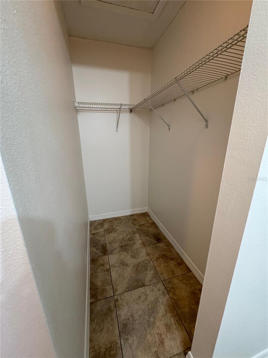 Image 10 of 13 For 11255 Pendleton Avenue B