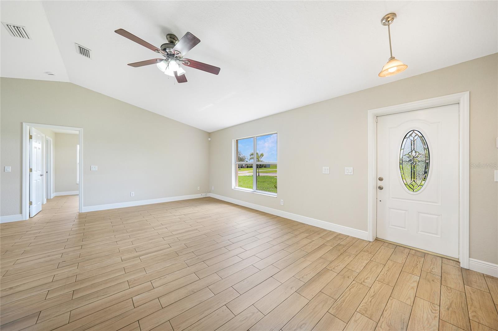 Image 2 of 48 For 11615 Pine Avenue