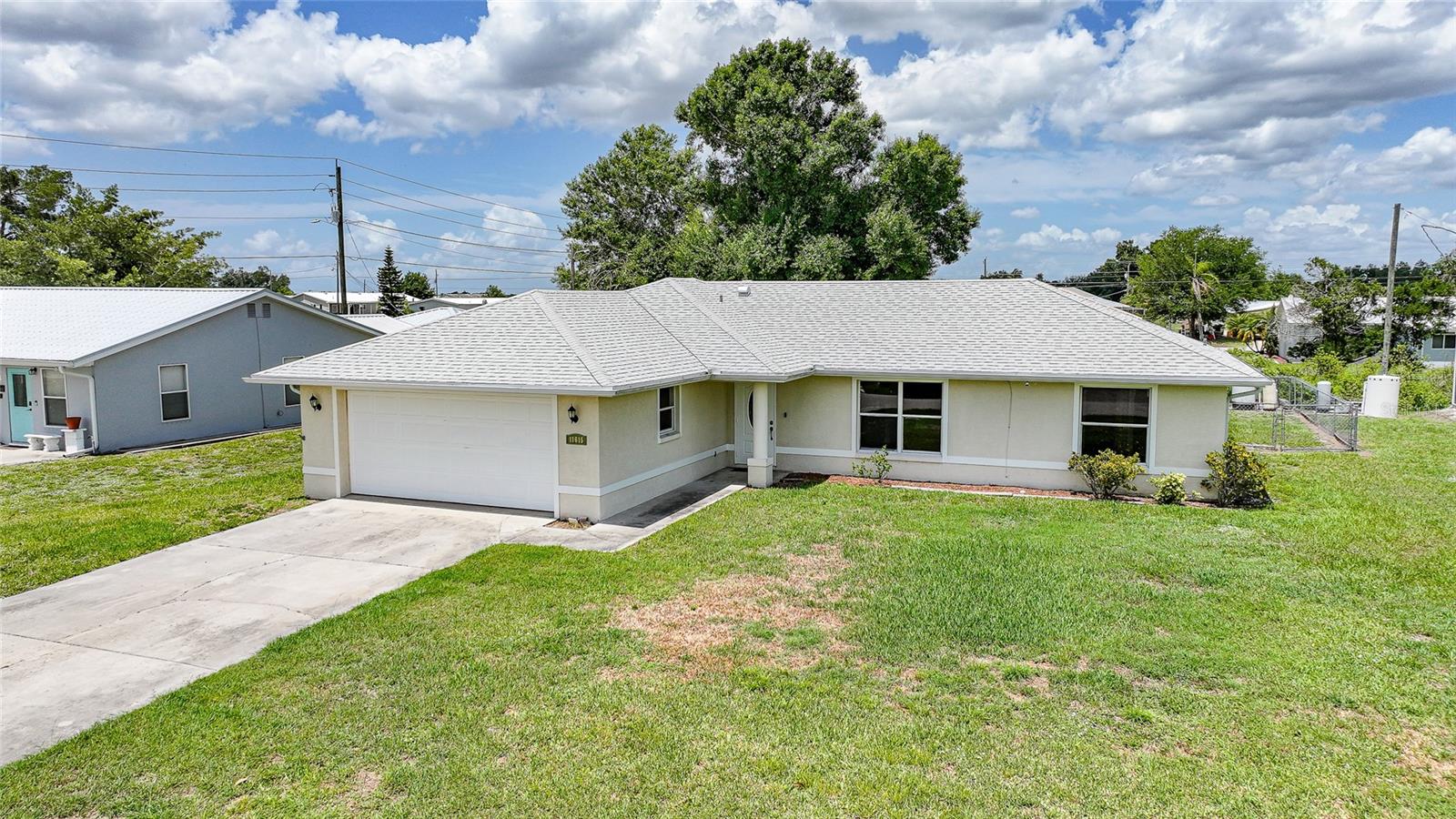 Image 38 of 48 For 11615 Pine Avenue