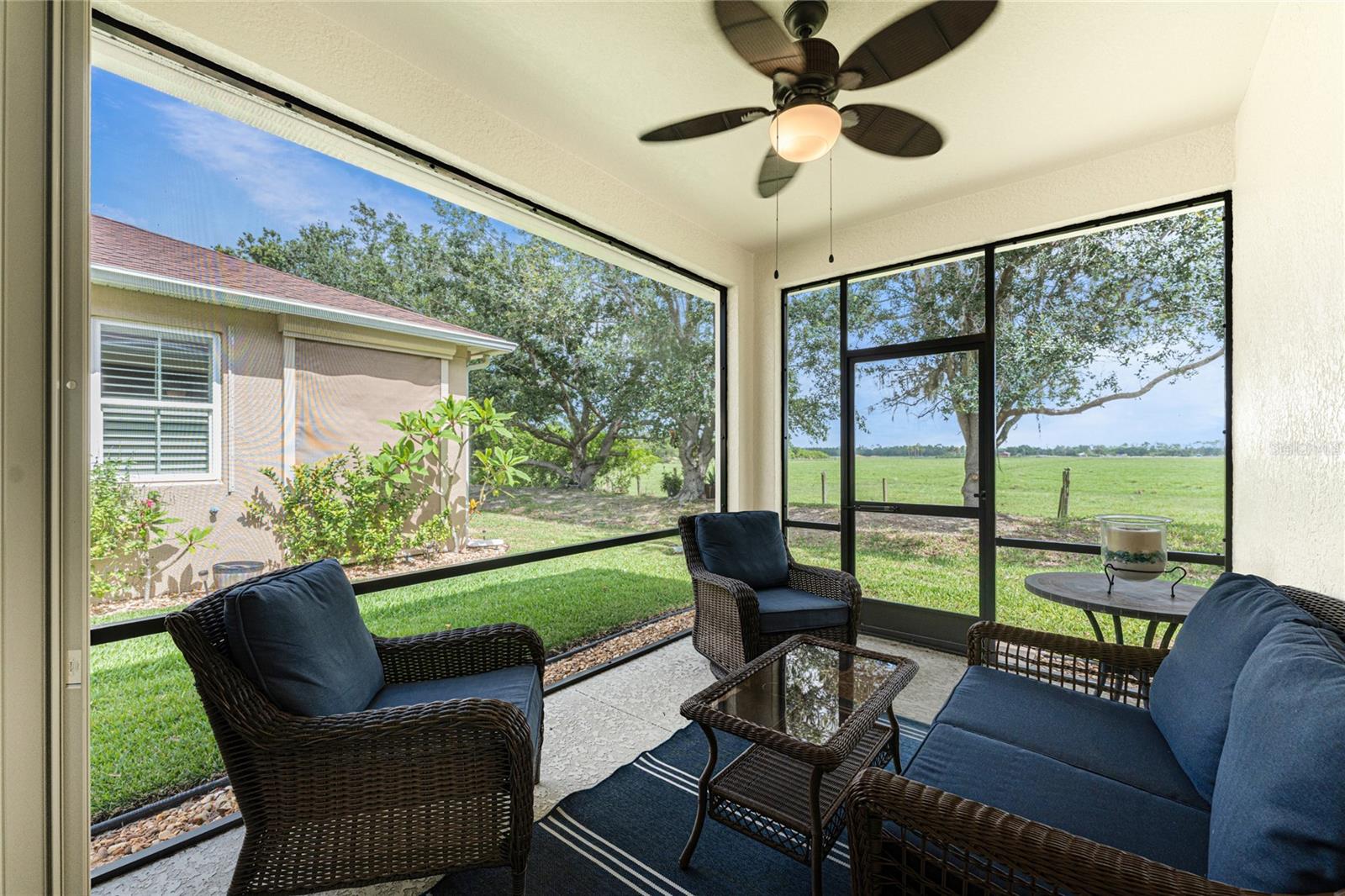 Image 17 of 42 For 8866 Tuscany Isles Drive