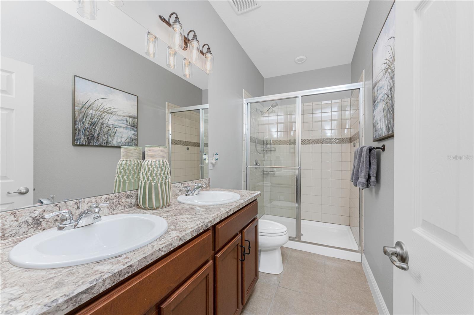 Image 23 of 42 For 8866 Tuscany Isles Drive