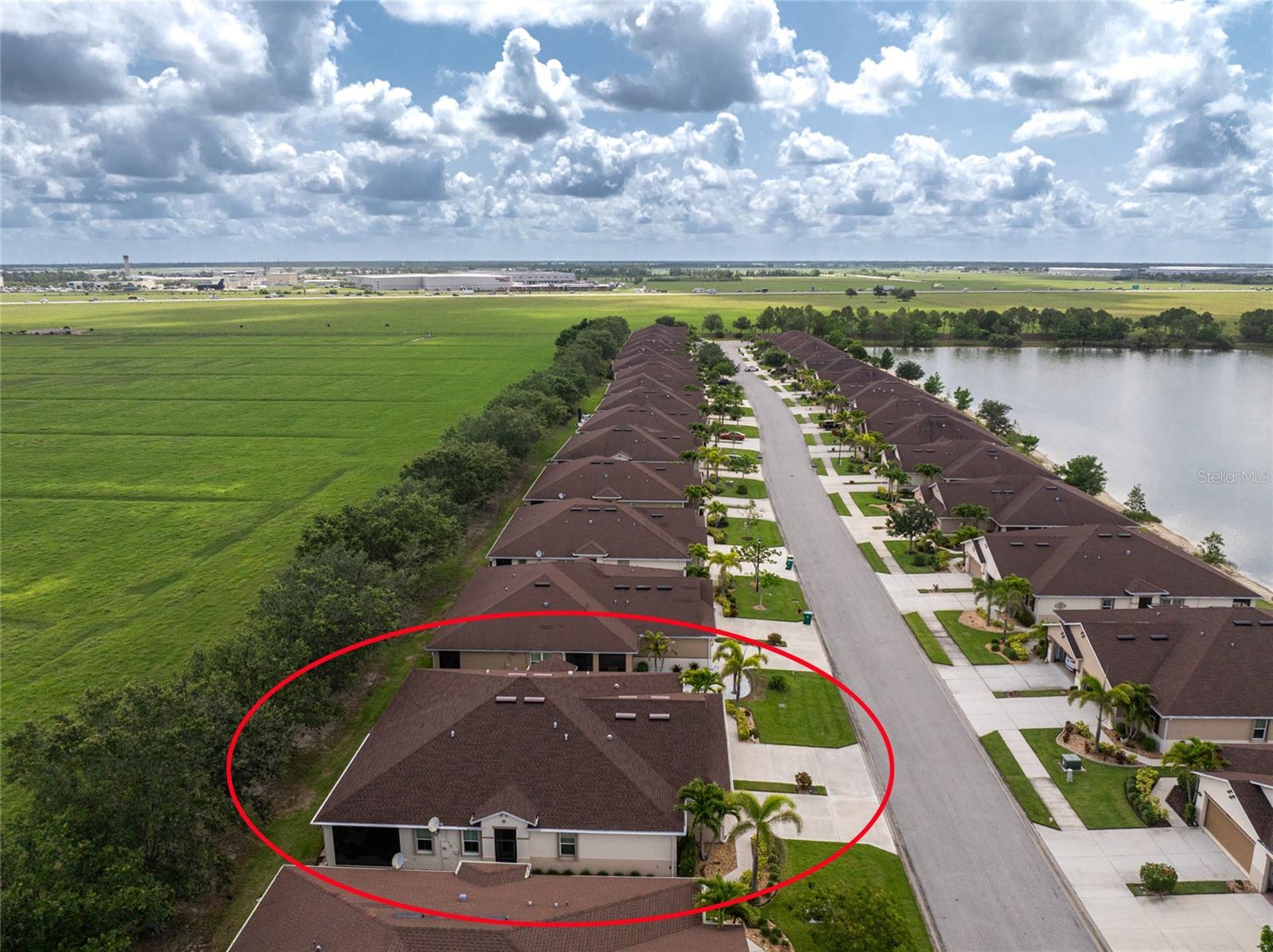 Image 32 of 42 For 8866 Tuscany Isles Drive