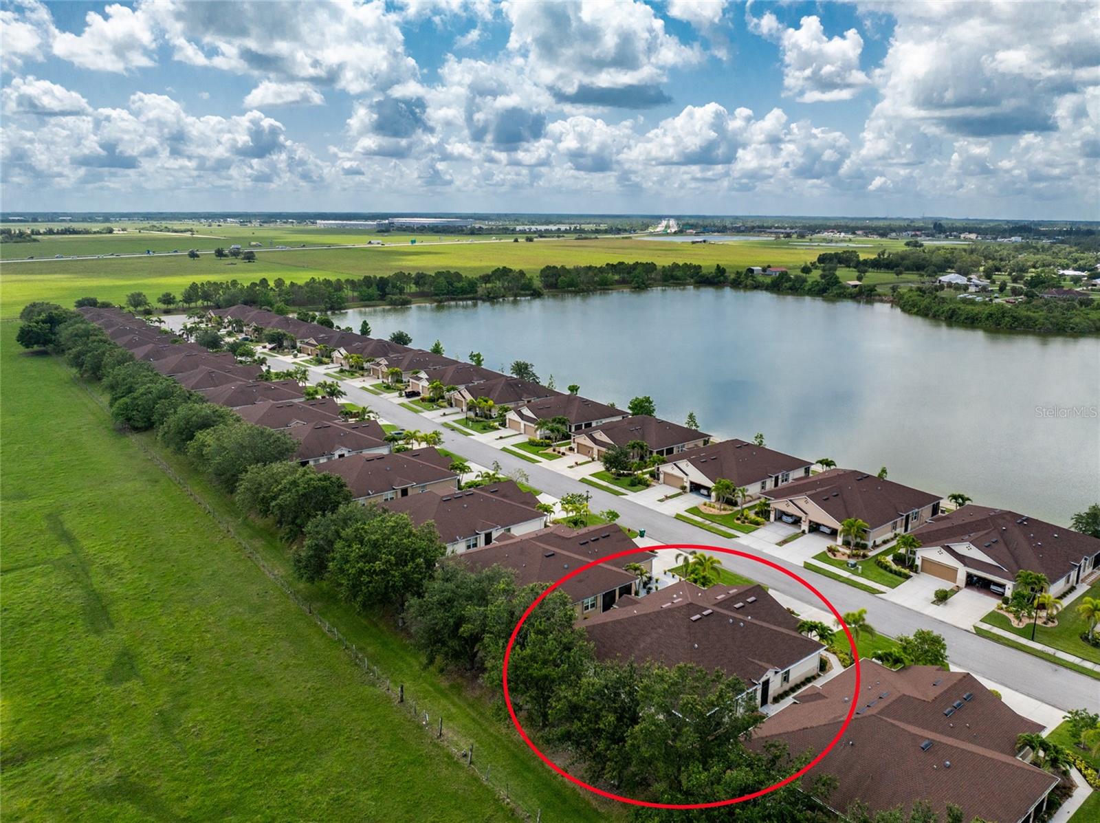 Image 33 of 42 For 8866 Tuscany Isles Drive