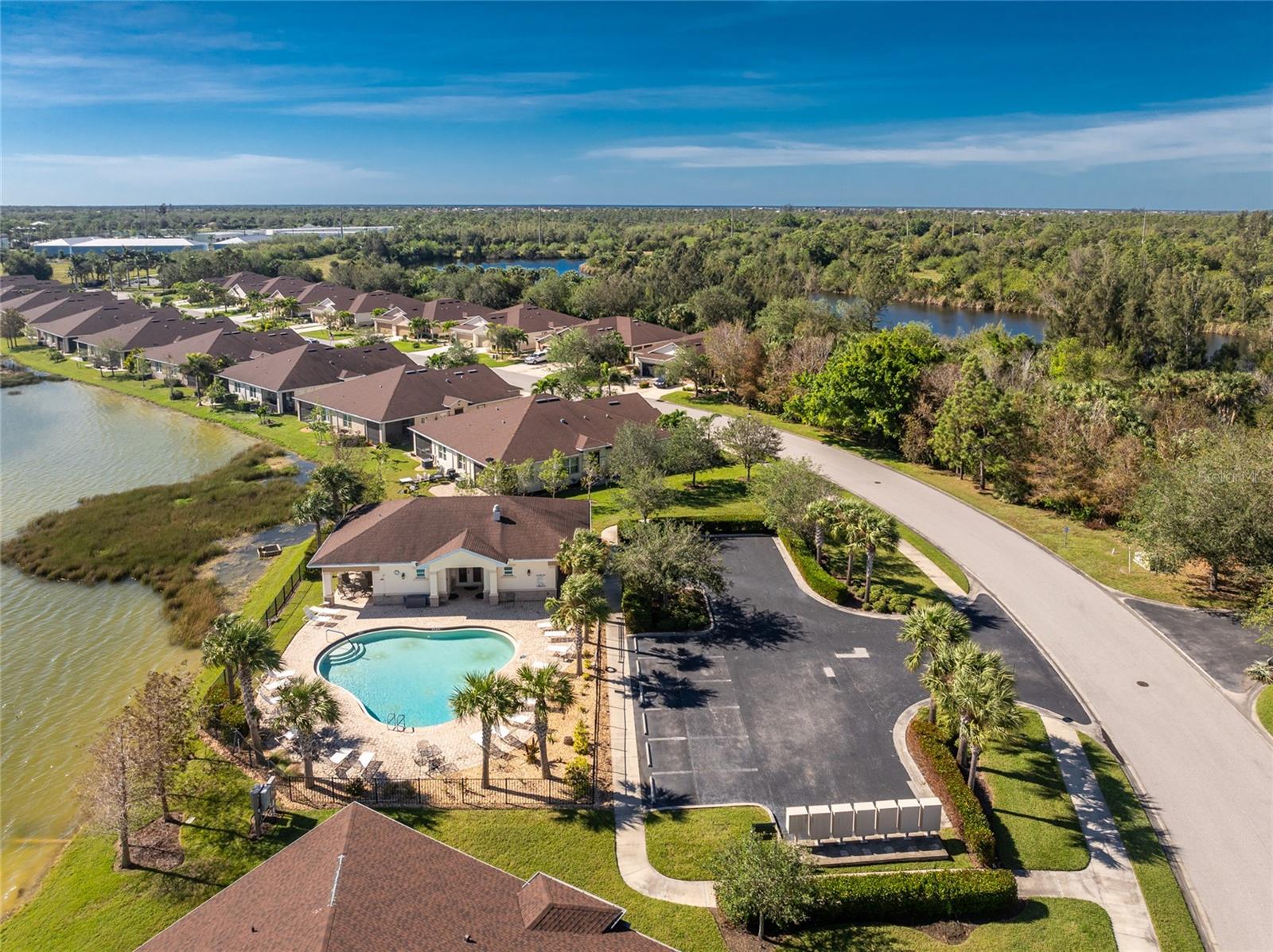 Image 37 of 42 For 8866 Tuscany Isles Drive