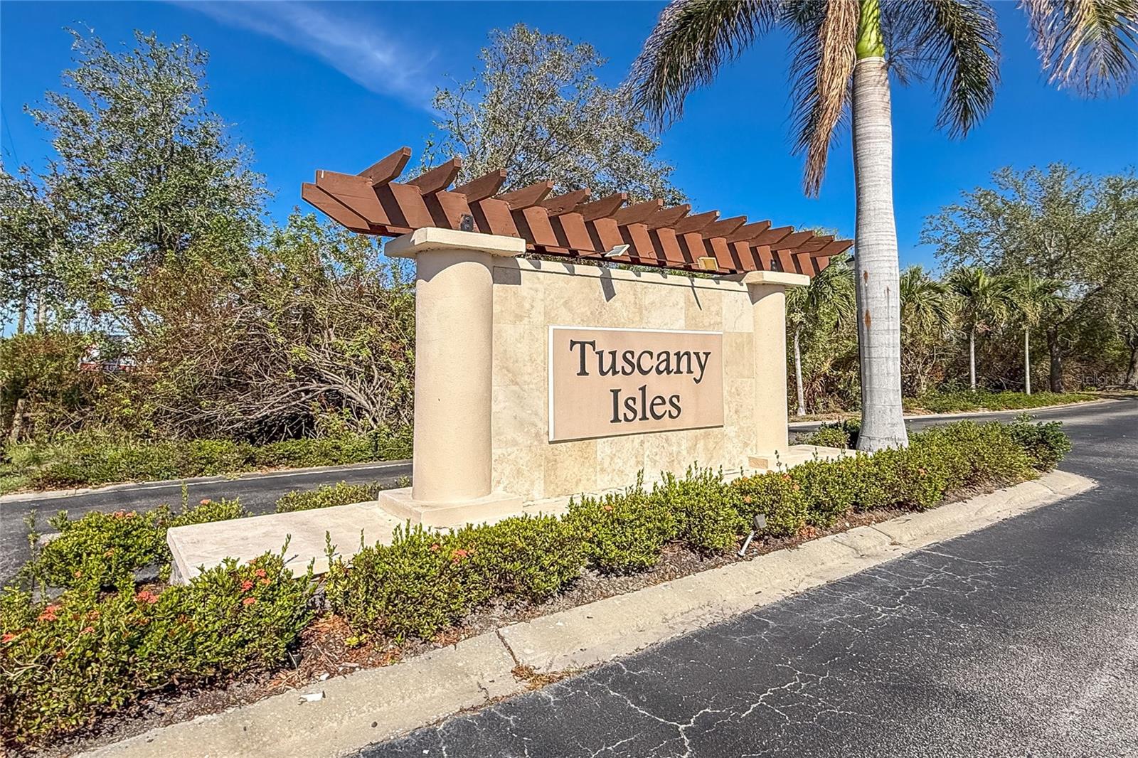 Image 39 of 42 For 8866 Tuscany Isles Drive
