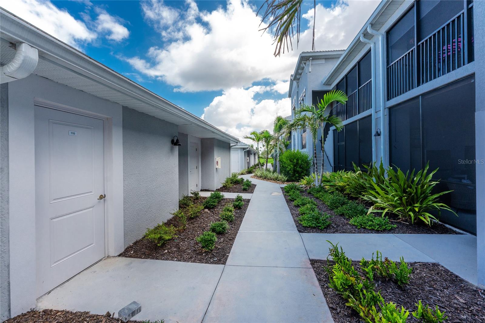 Image 2 of 54 For 14257 Heritage Landing Boulevard 1115