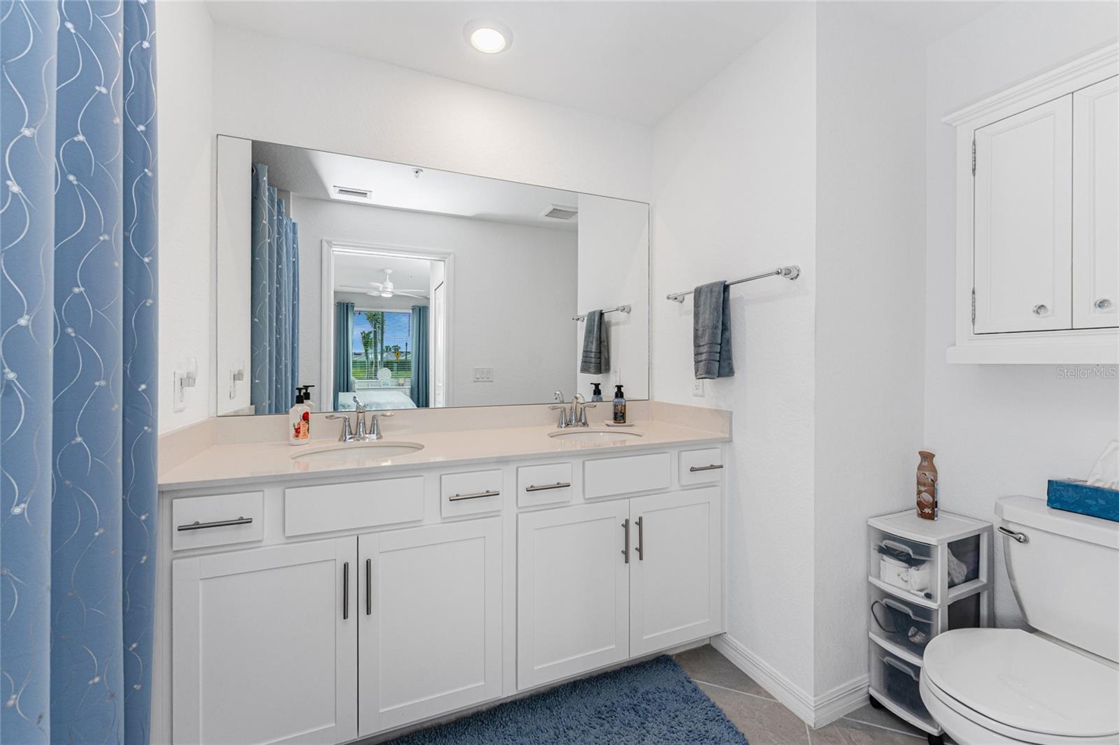 Image 22 of 54 For 14257 Heritage Landing Boulevard 1115